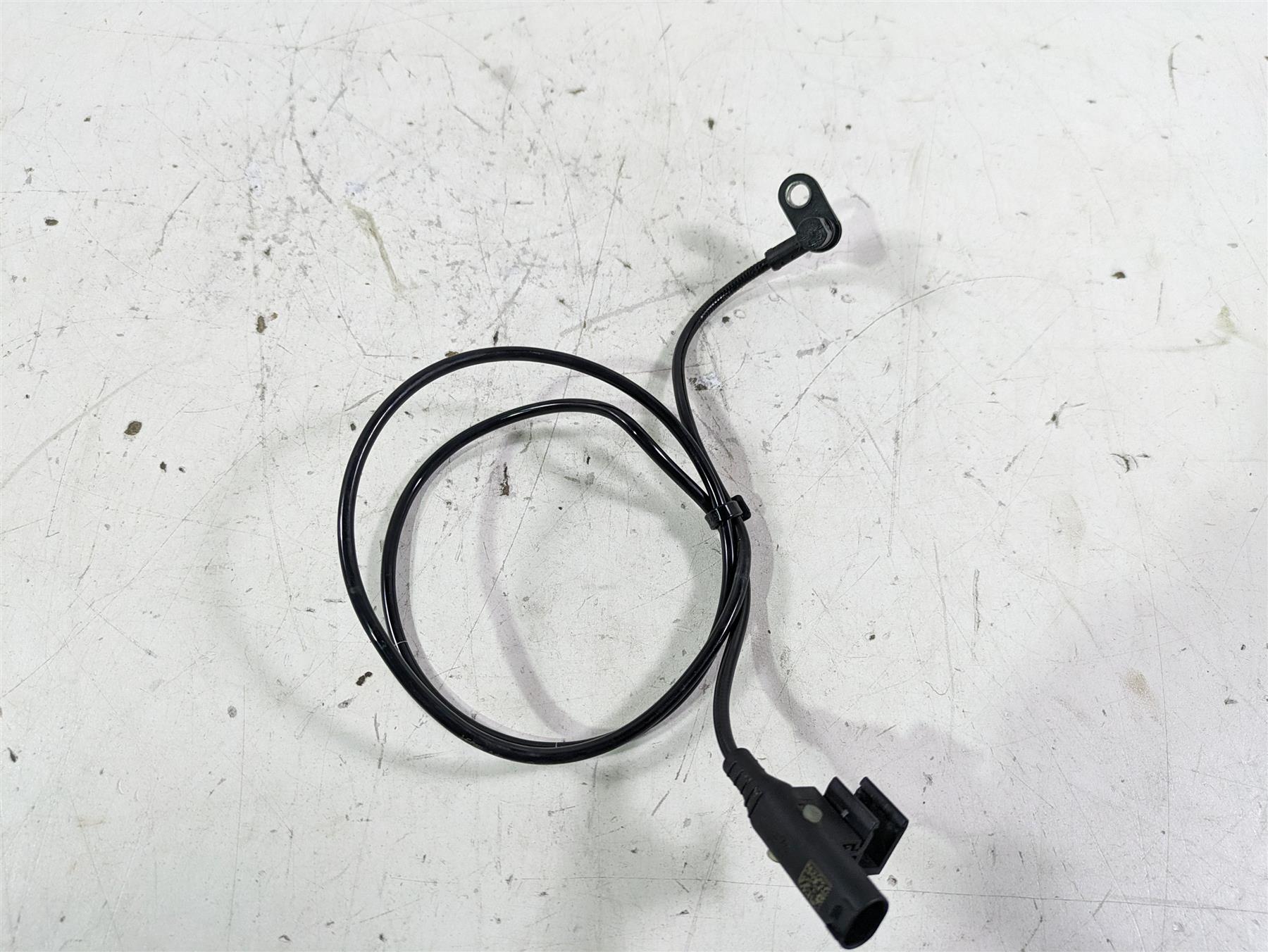 2022 BMW R1250 RT K052 Rear Abs Brake Wheel Speed Sensor 34529443105 {{ shop.shopifyCountryName }} - Mototech271