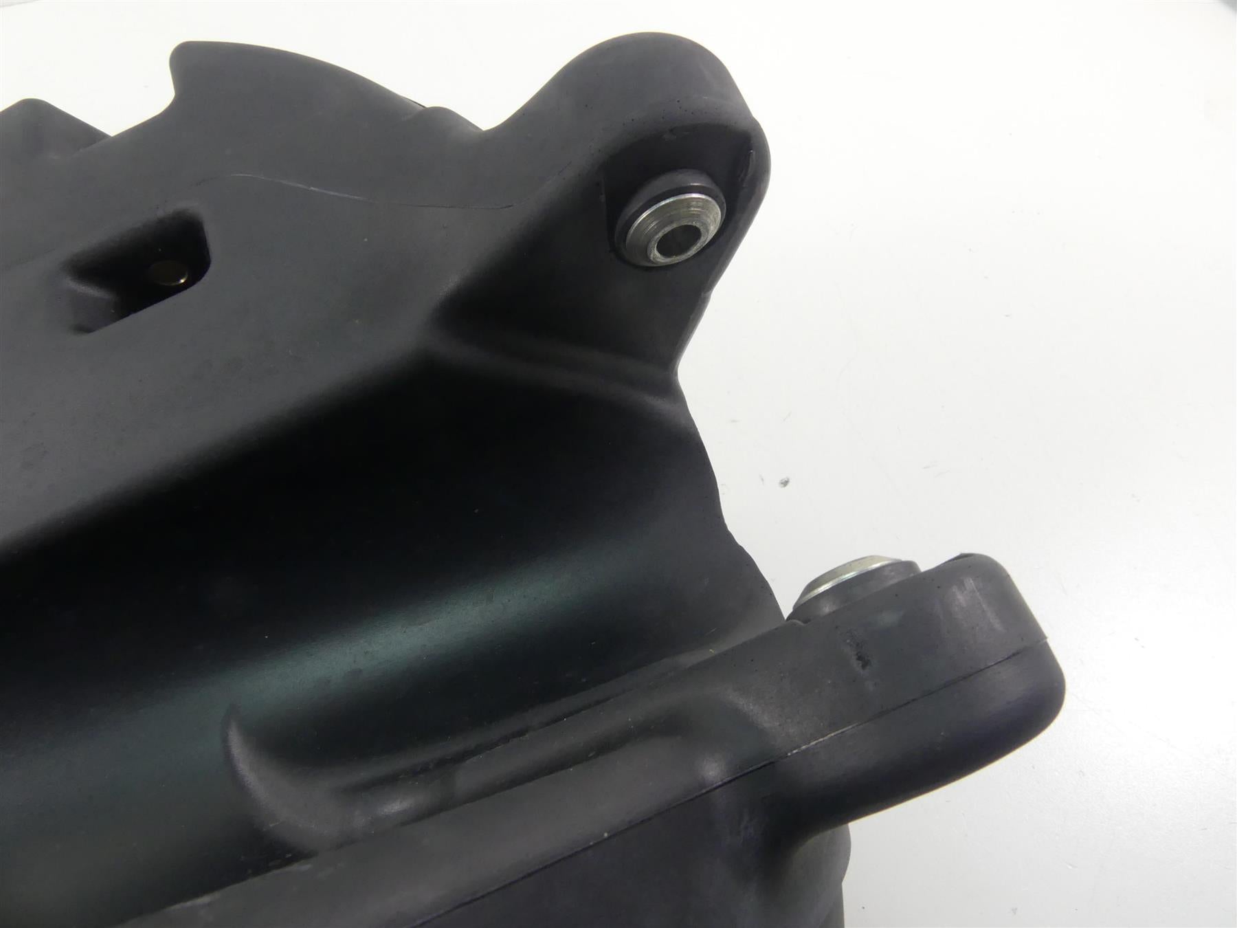 2009 Harley XR1200 Sportster Plastic Fuel Gas Petrol Tank 61392-08 {{ shop.shopifyCountryName }} - Mototech271