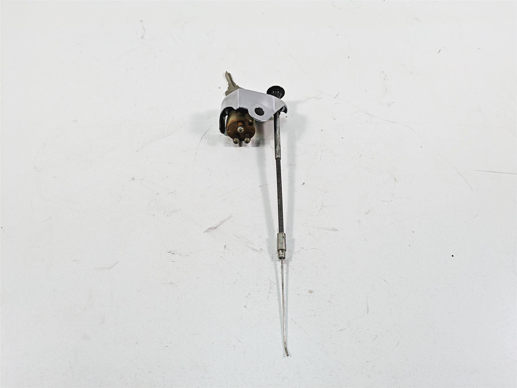 1986 Harley Sportster XLH 883 Ignition Switch Choke + Key & Cover Set 71441-94 {{ shop.shopifyCountryName }} - Mototech271