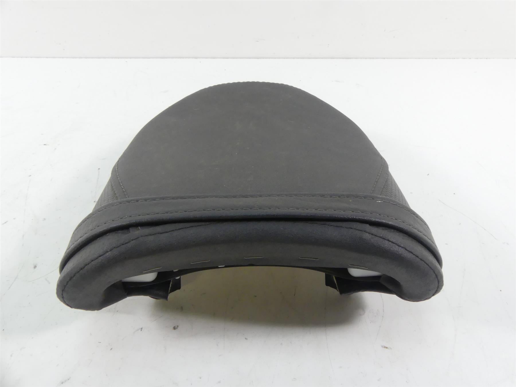 2013 Yamaha VMX17 V-Max 1700 Rear Passenger Pillion Saddle Seat 2S3-24750-11-00 {{ shop.shopifyCountryName }} - Mototech271