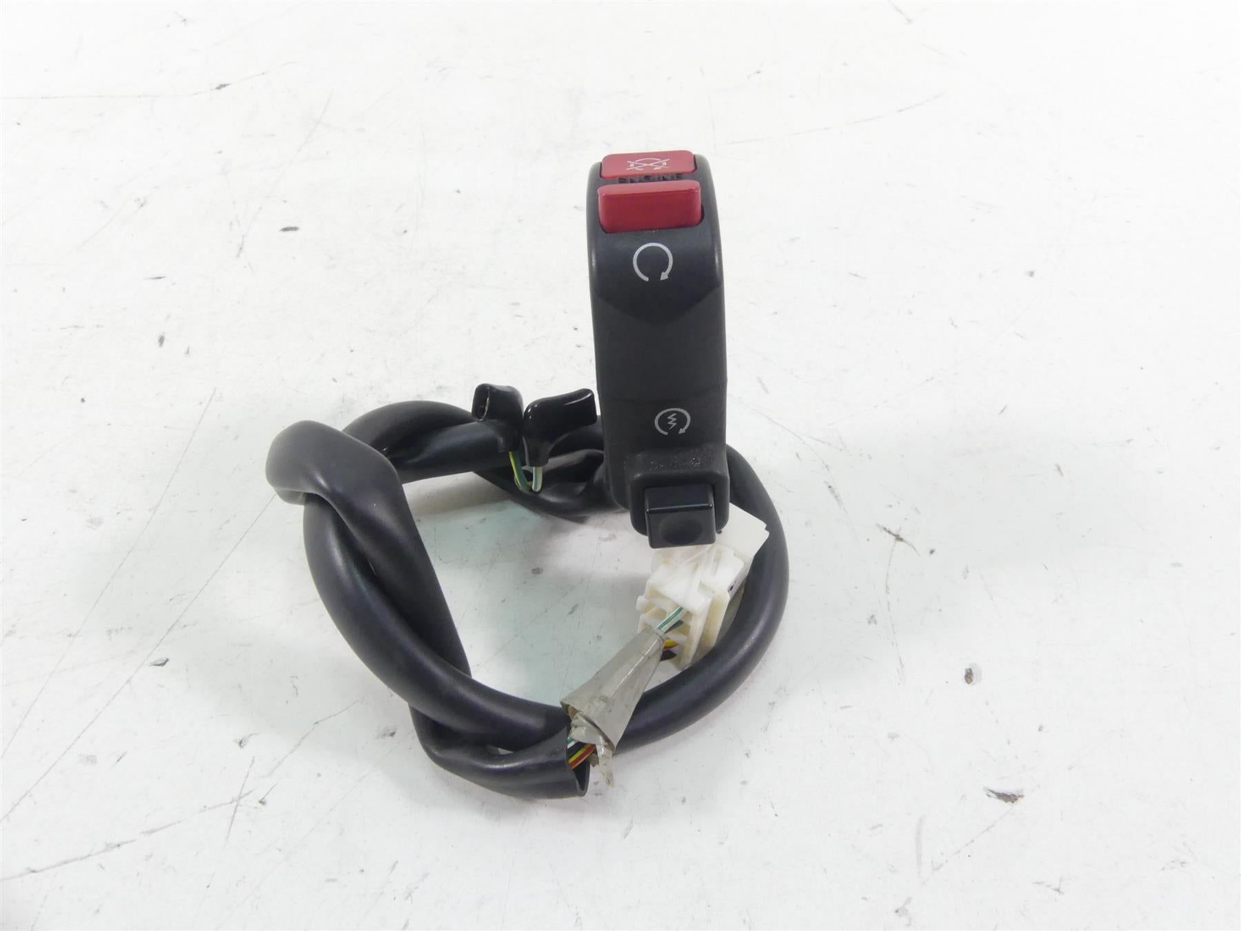 2015 Honda CBR1000 RR SC59 Right Hand Kill Start Control Switch 35130-MGP-D61 {{ shop.shopifyCountryName }} - Mototech271