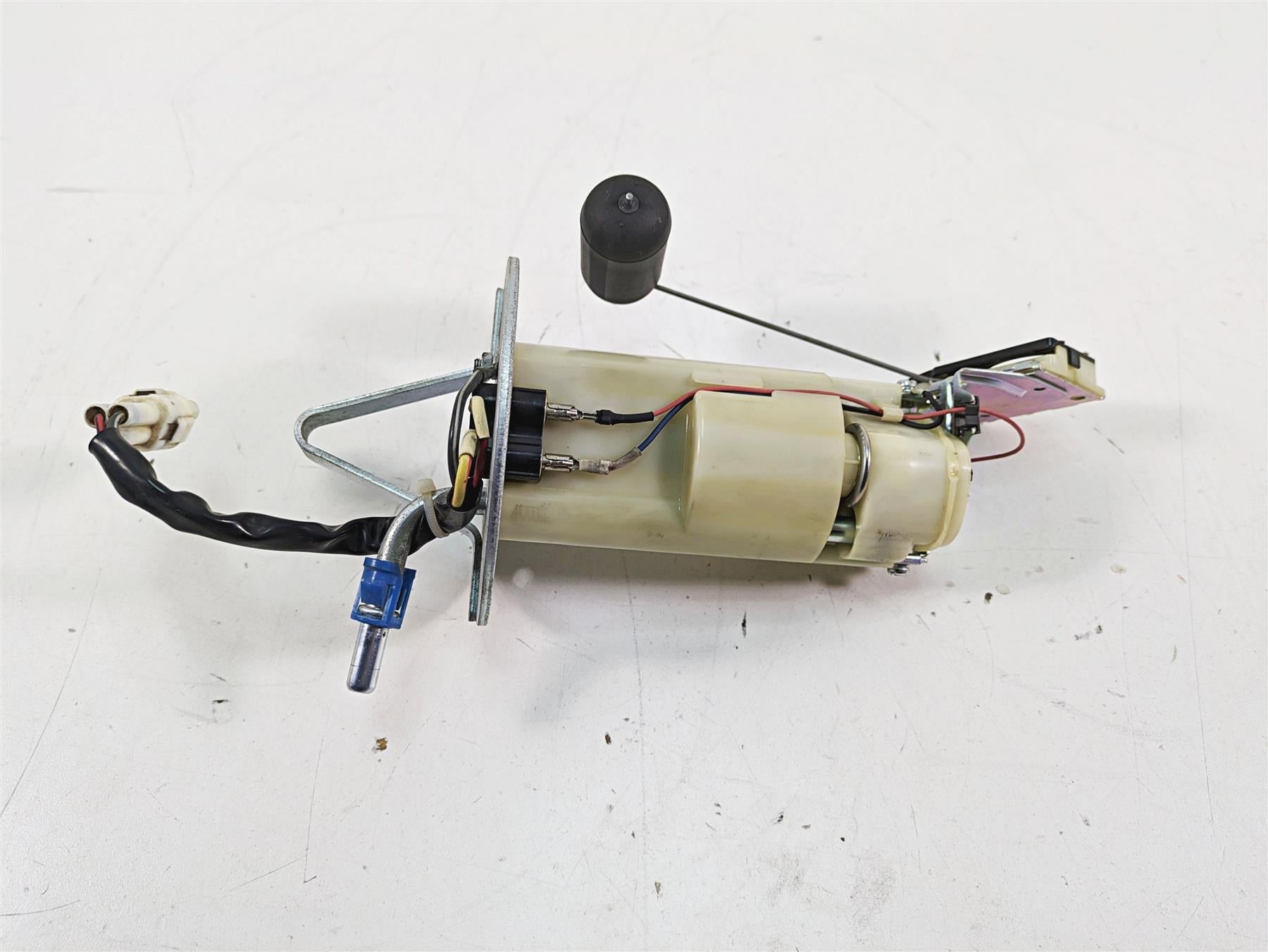 2009 Suzuki GSXR750 K9 Fuel Gas Petrol Pump - Tested 15100-37H00 15100-37H01 | Mototech271