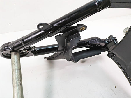 2020 Harley Softail FXBB Street Bob Swingarm + Axle & Guards - Read 47400099BHP {{ shop.shopifyCountryName }} - Mototech271