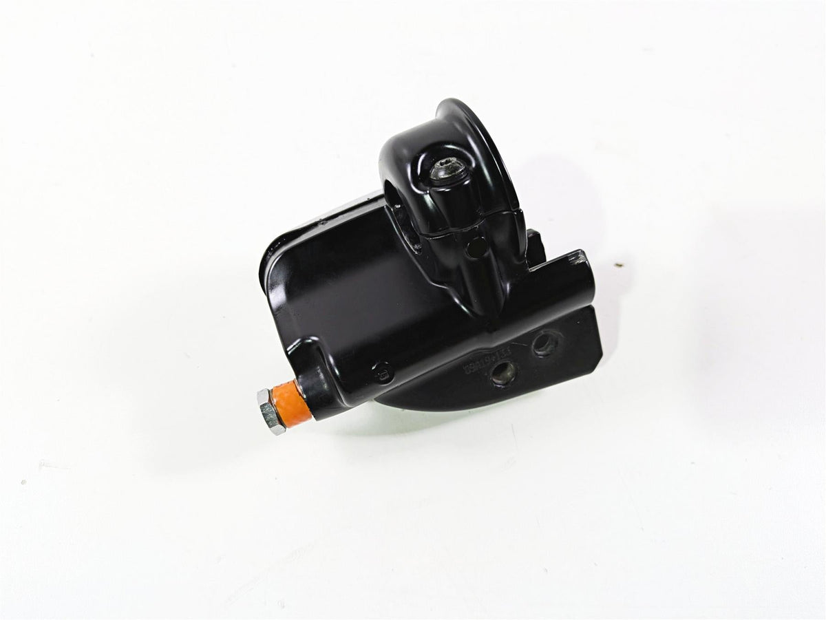 2010 Harley Touring FLHX Street Glide Front Brake Master Cylinder 42859-06B {{ shop.shopifyCountryName }} - Mototech271