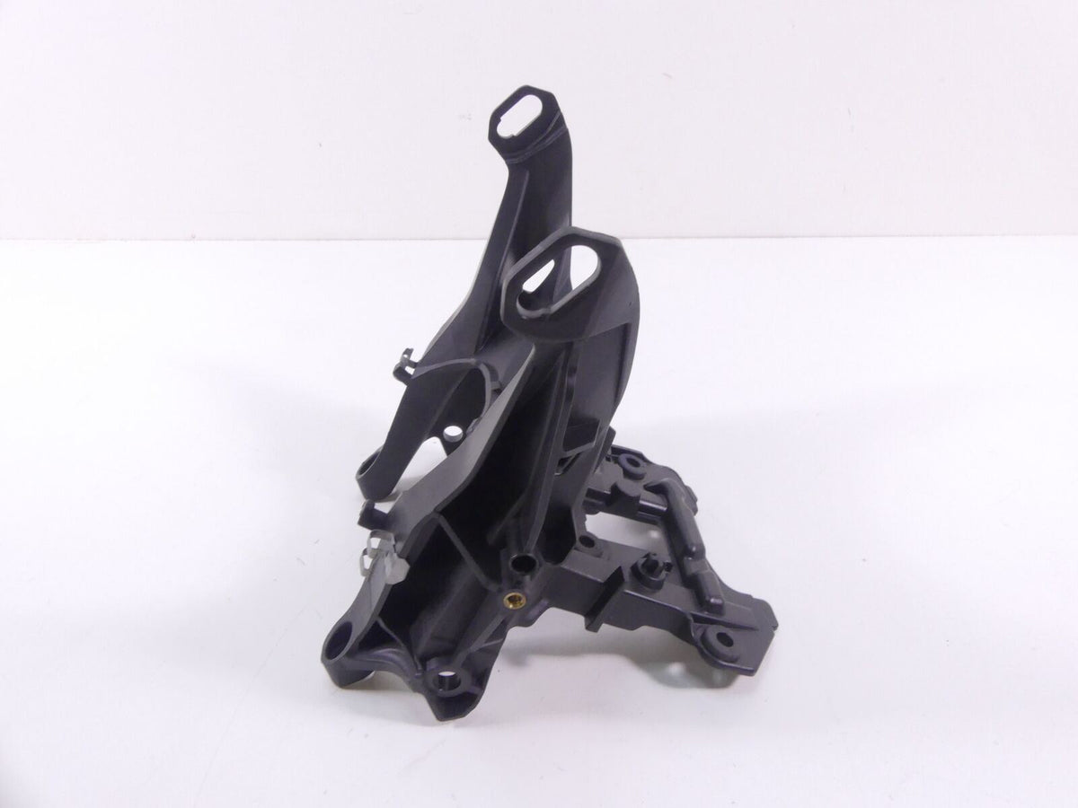 2008 BMW R1200R K27 Front Cover Fairing Cowl Stay Bracket 46637697215 {{ shop.shopifyCountryName }} - Mototech271