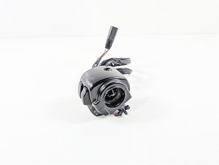 2011 Harley VRSCDX Night Rod Right Hand Start Stop Control Switch -Read 71684-06 {{ shop.shopifyCountryName }} - Mototech271