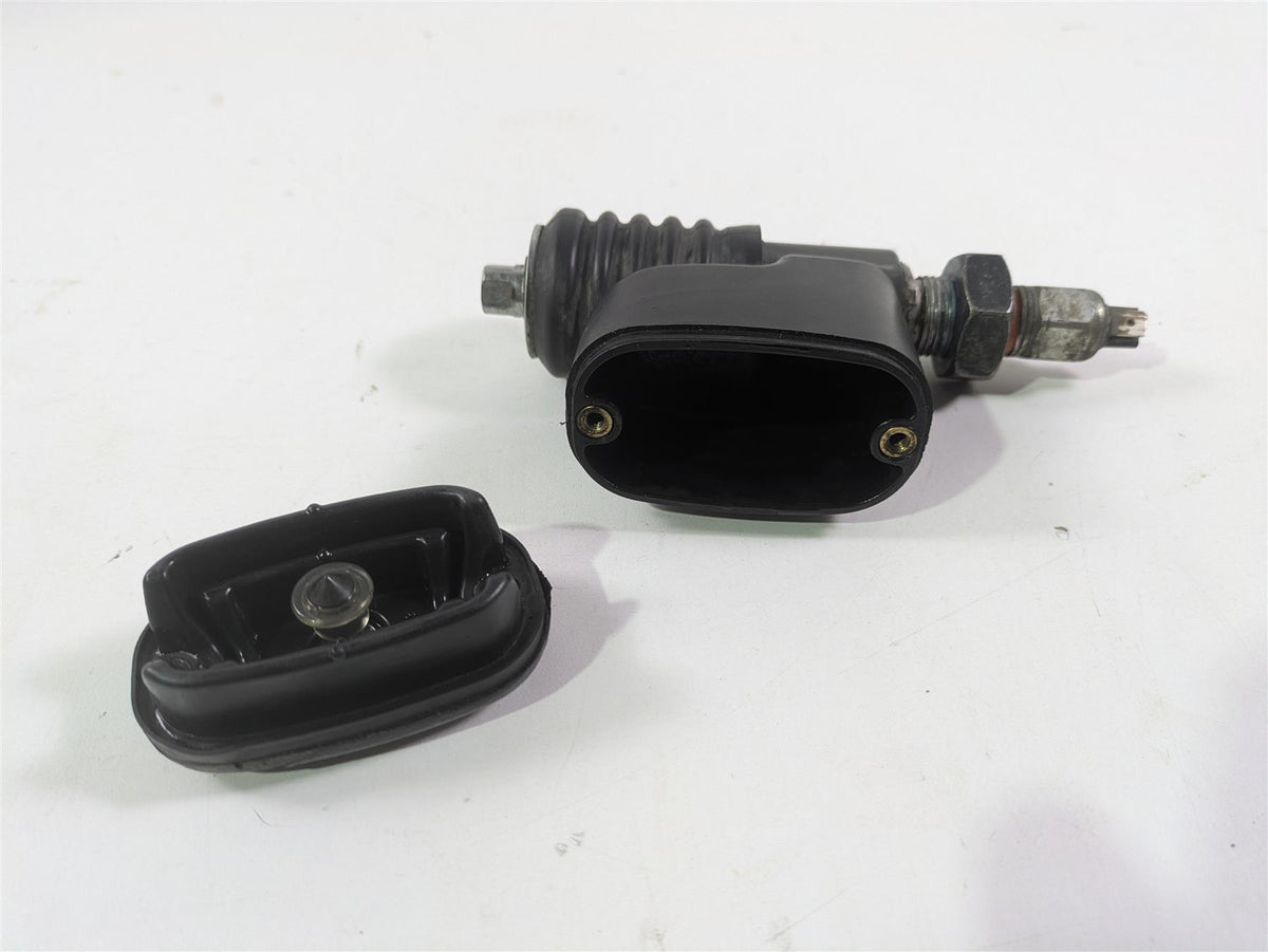 2010 Harley Dyna FXDB Street Bob Rear Brake Master Cylinder 42474-06C {{ shop.shopifyCountryName }} - Mototech271
