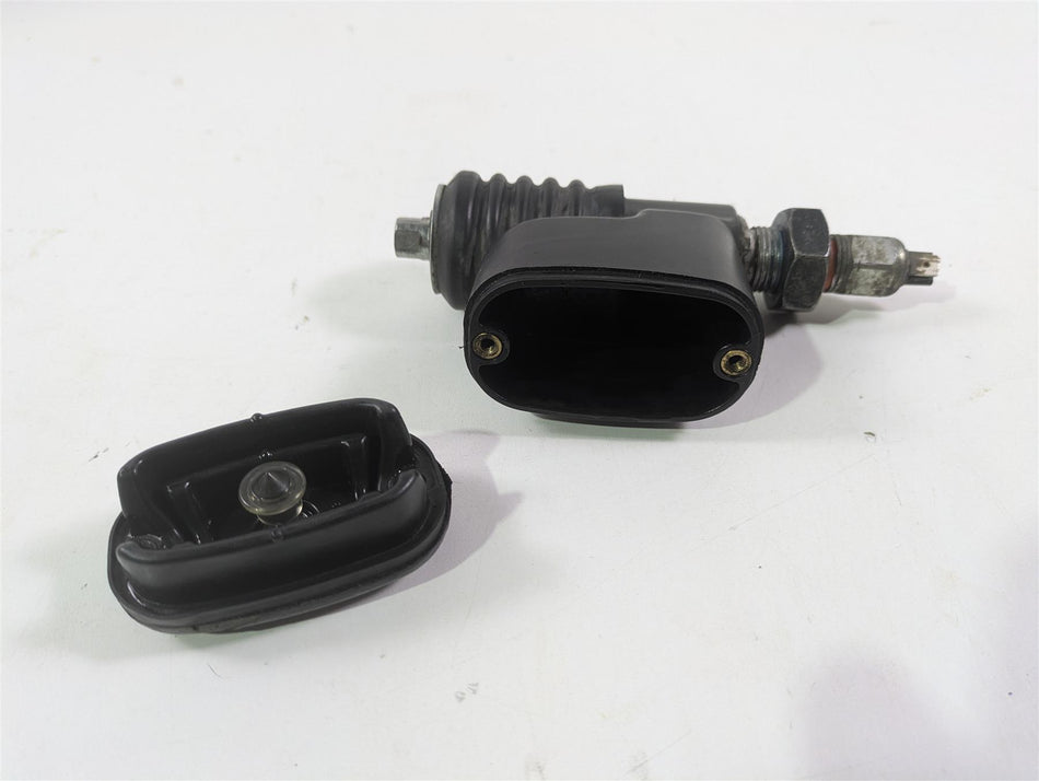 2010 Harley Dyna FXDB Street Bob Rear Brake Master Cylinder 42474-06C {{ shop.shopifyCountryName }} - Mototech271