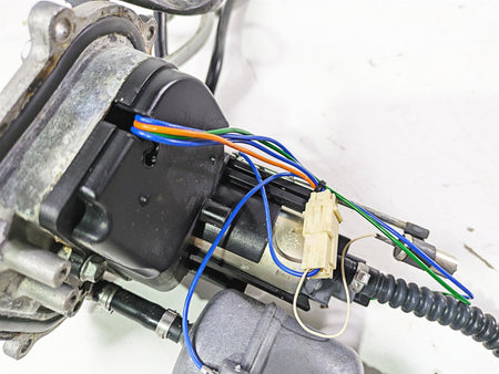 2008 Aprilia RSVR 1000 Factory Fuel Gas Petrol Pump AP8106881 {{ shop.shopifyCountryName }} - Mototech271