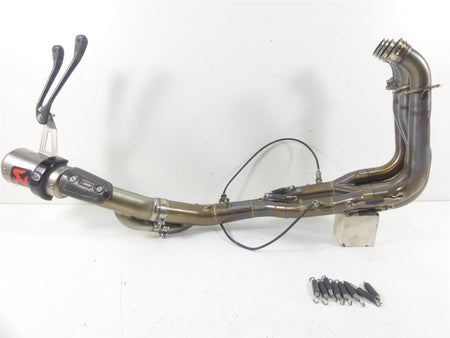 2018 BMW S1000RR K46 Akrapovic Header Muffler Exhaust System S-B10S08-CUBT {{ shop.shopifyCountryName }} - Mototech271