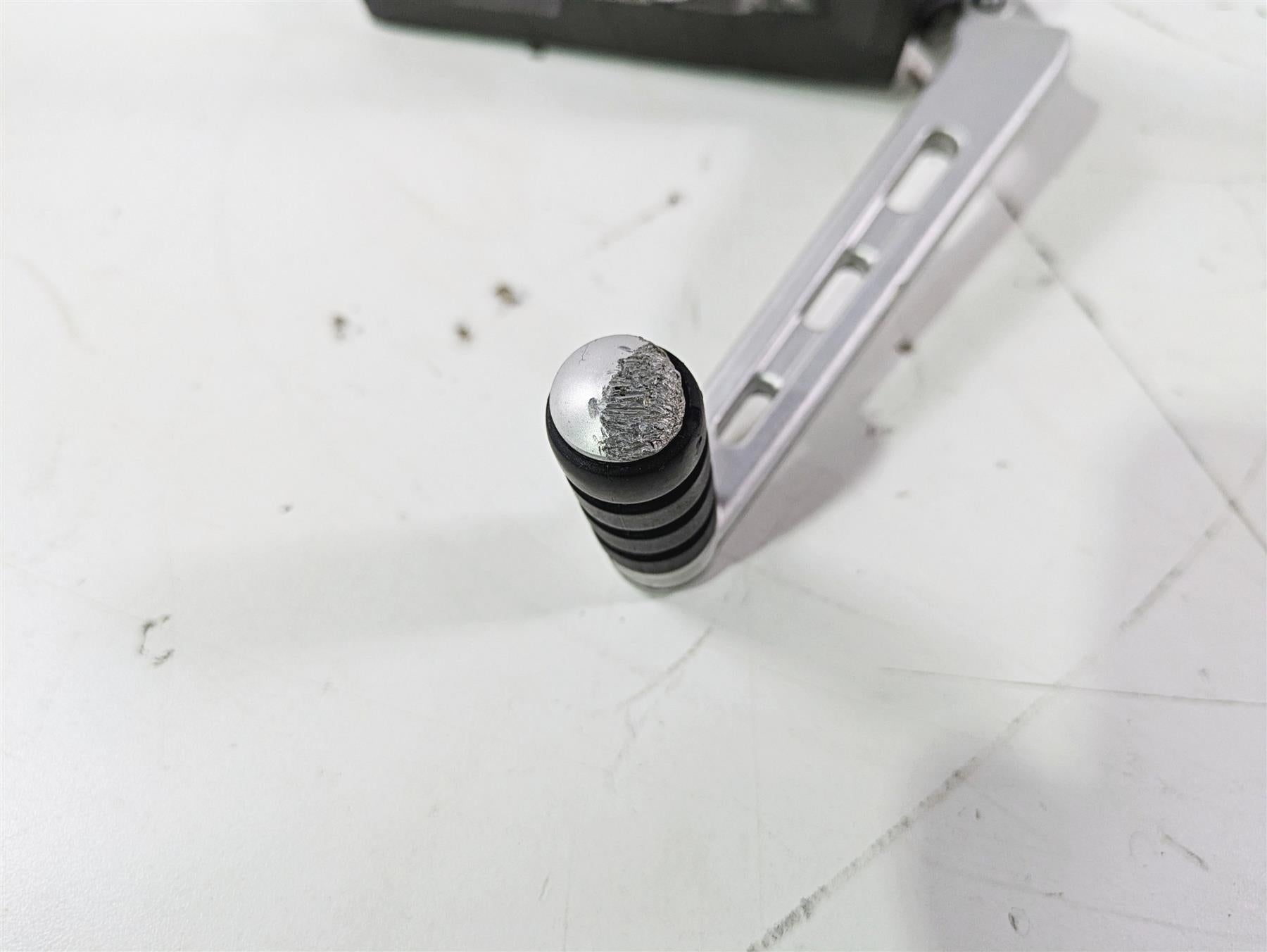 2019 Triumph Speed Triple RS 1050 Front Left Footpeg & Shifter READ T2081737 {{ shop.shopifyCountryName }} - Mototech271