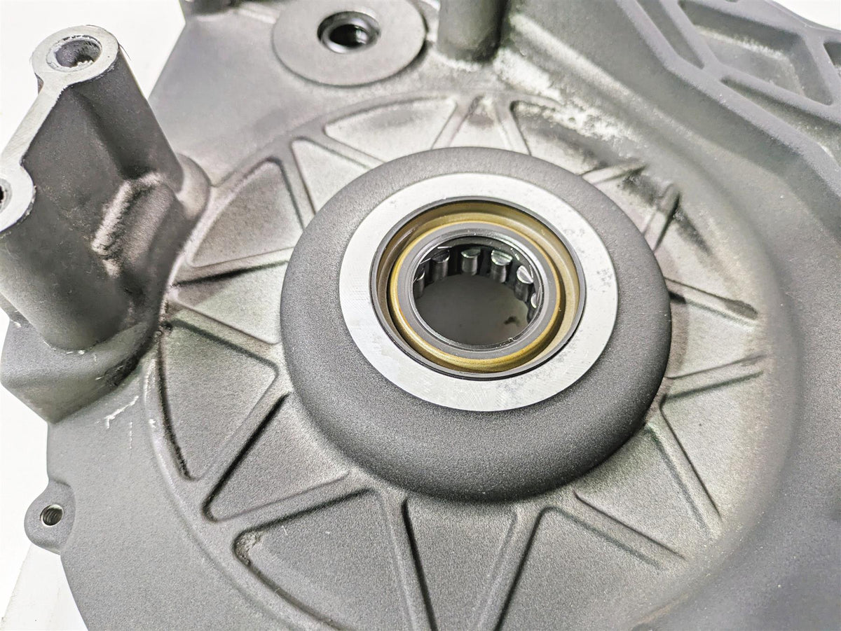 2004 Harley Softail FXSTDI Deuce Inner Primary Drive Clutch Cover 60620-94B {{ shop.shopifyCountryName }} - Mototech271