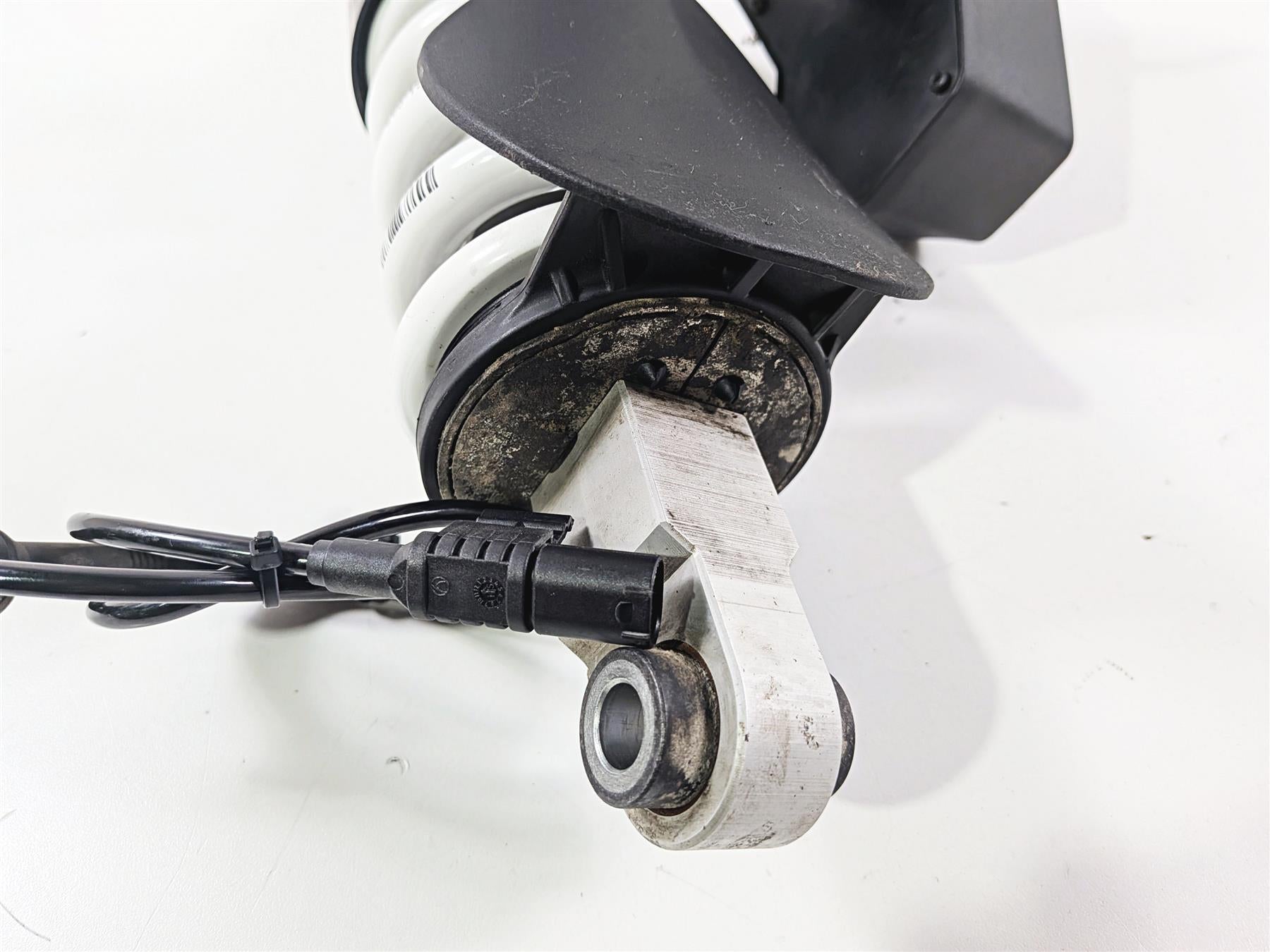 2016 BMW R1200RT RT RTW K52 Rear Shock Damper Esa Dynamics - Tested 33548557148 {{ shop.shopifyCountryName }} - Mototech271