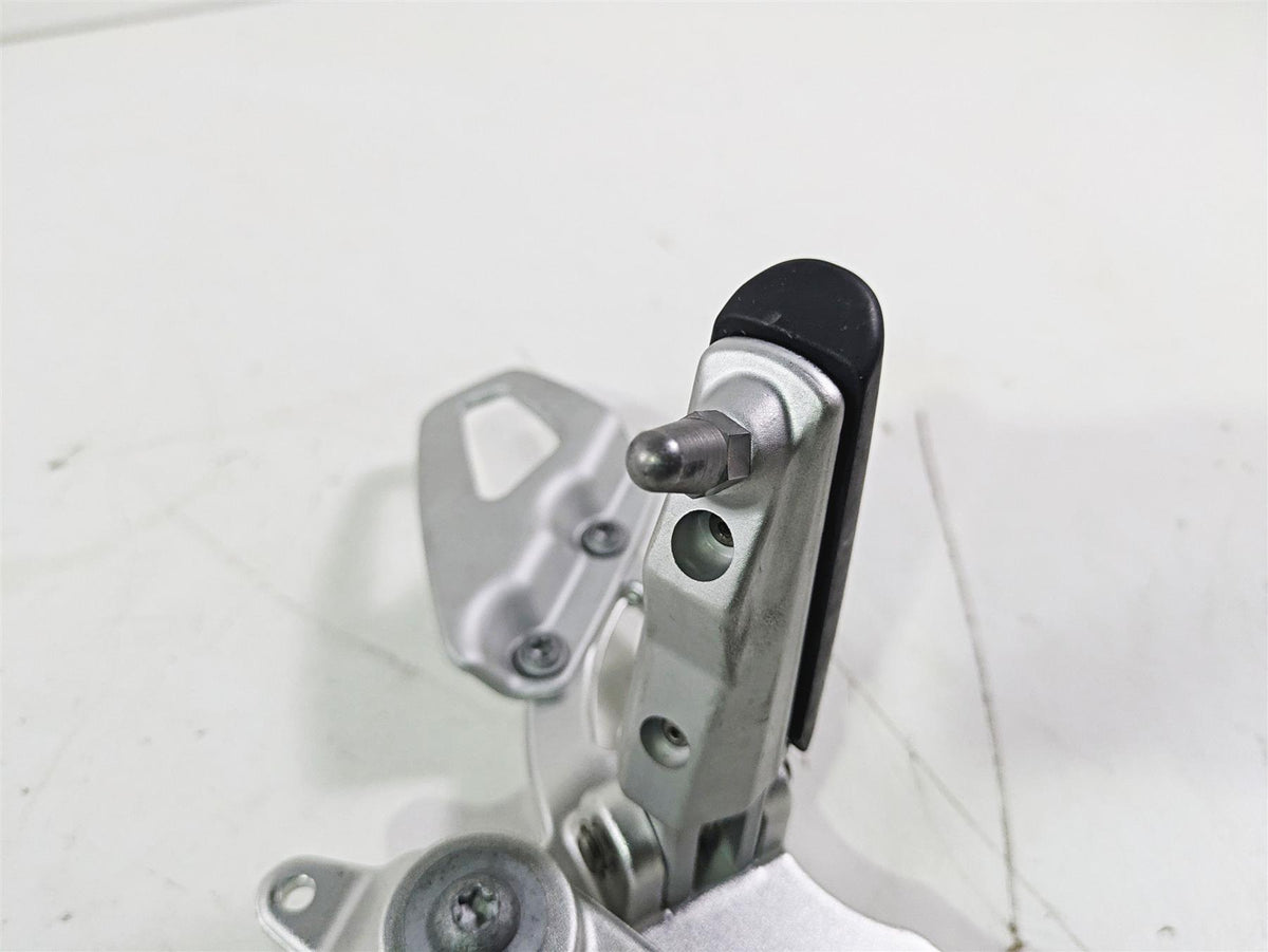 2015 BMW R nineT K21 Right Rider Driver Footpeg & Brake Pedal 46717671078 {{ shop.shopifyCountryName }} - Mototech271