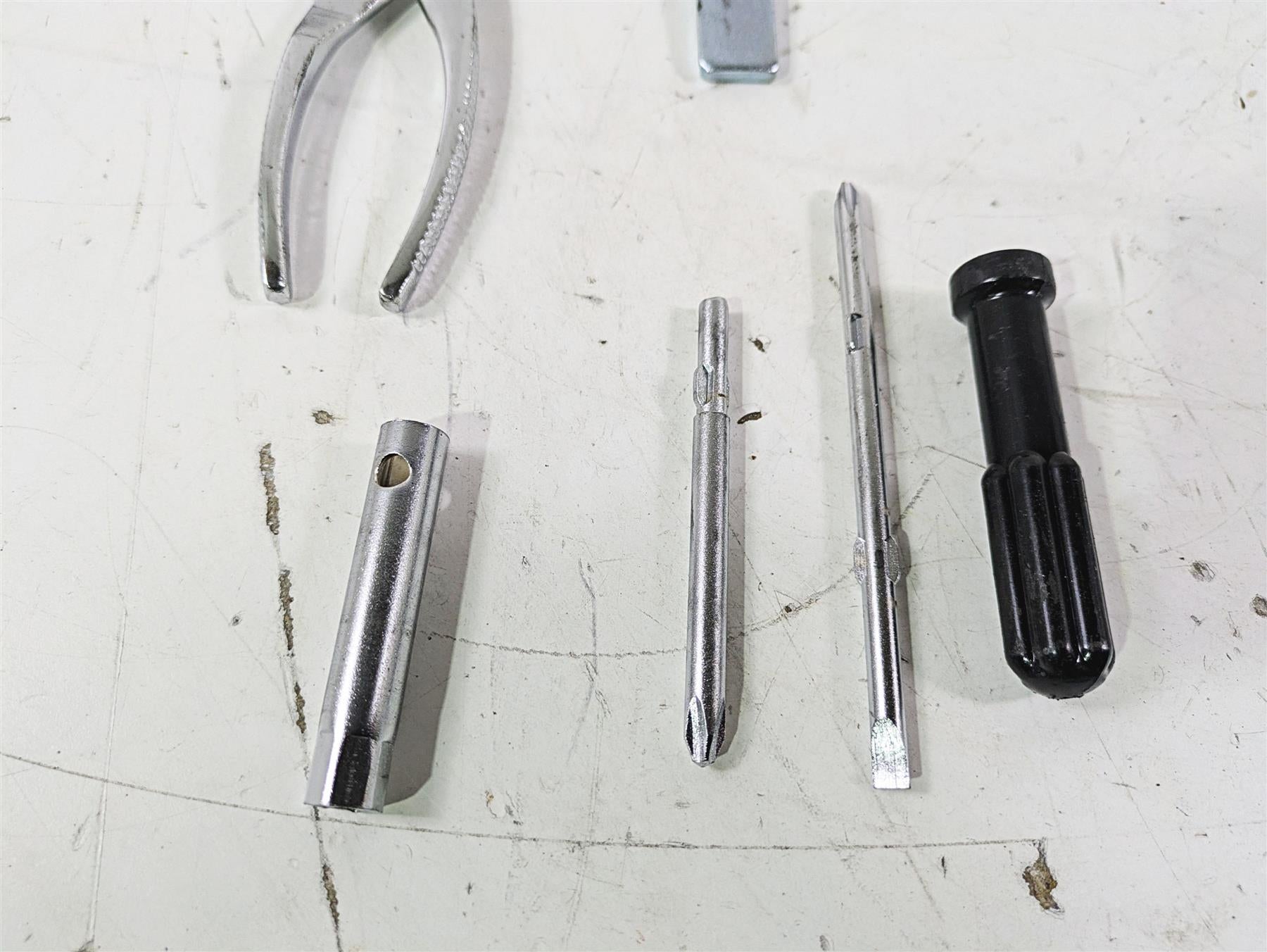 2005 Kawasaki ZX12R Ninja Owners Tools Toolkit + Bag 56007-1489 {{ shop.shopifyCountryName }} - Mototech271