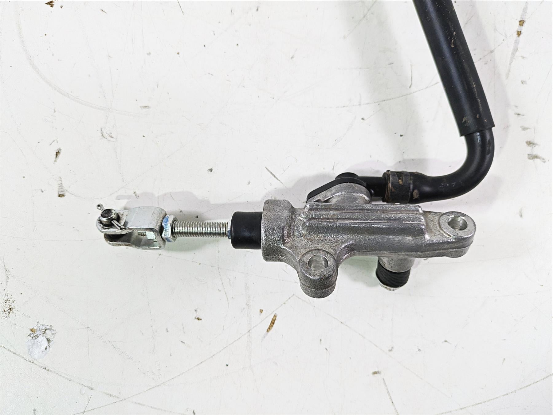 2022 Yamaha YXZ1000 R Clutch Actuator Master Cylinder 5/8 Nissin 2HC-26450-00-00 {{ shop.shopifyCountryName }} - Mototech271