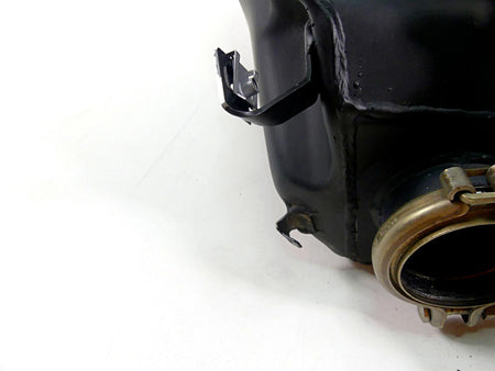 2022 Triumph Speed Triple 1200 RS Center Exhaust Chamber & Servo Motor T2209601 {{ shop.shopifyCountryName }} - Mototech271