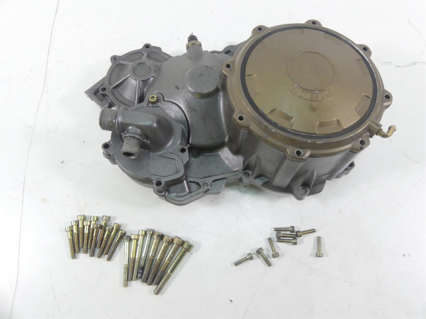 2004 Aprilia RSV1000 R Mille Engine Side Clutch Cover AP0610151 {{ shop.shopifyCountryName }} - Mototech271