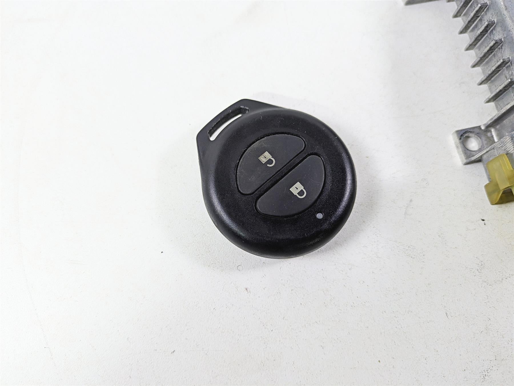 2017 Indian Chieftain Limited Vcm Vehicle Control Module & Fob 4016189 4014121 {{ shop.shopifyCountryName }} - Mototech271