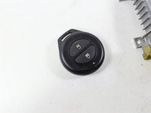 Load image into Gallery viewer, 2017 Indian Chieftain Limited Vcm Vehicle Control Module &amp; Fob 4016189 4014121
