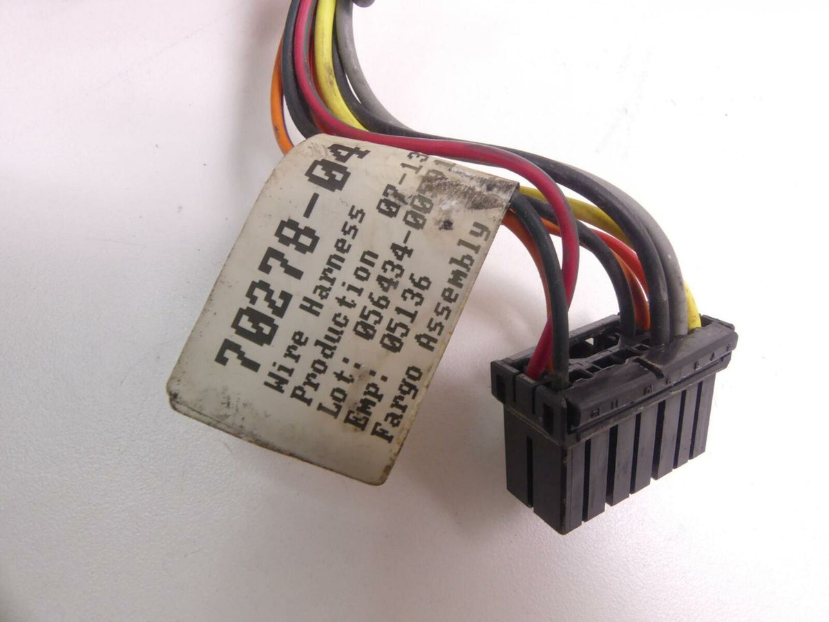 2005 Harley Touring CVO FLHTCSE Electra Glide Auxiliary Cruise Switch 70278-04 {{ shop.shopifyCountryName }} - Mototech271