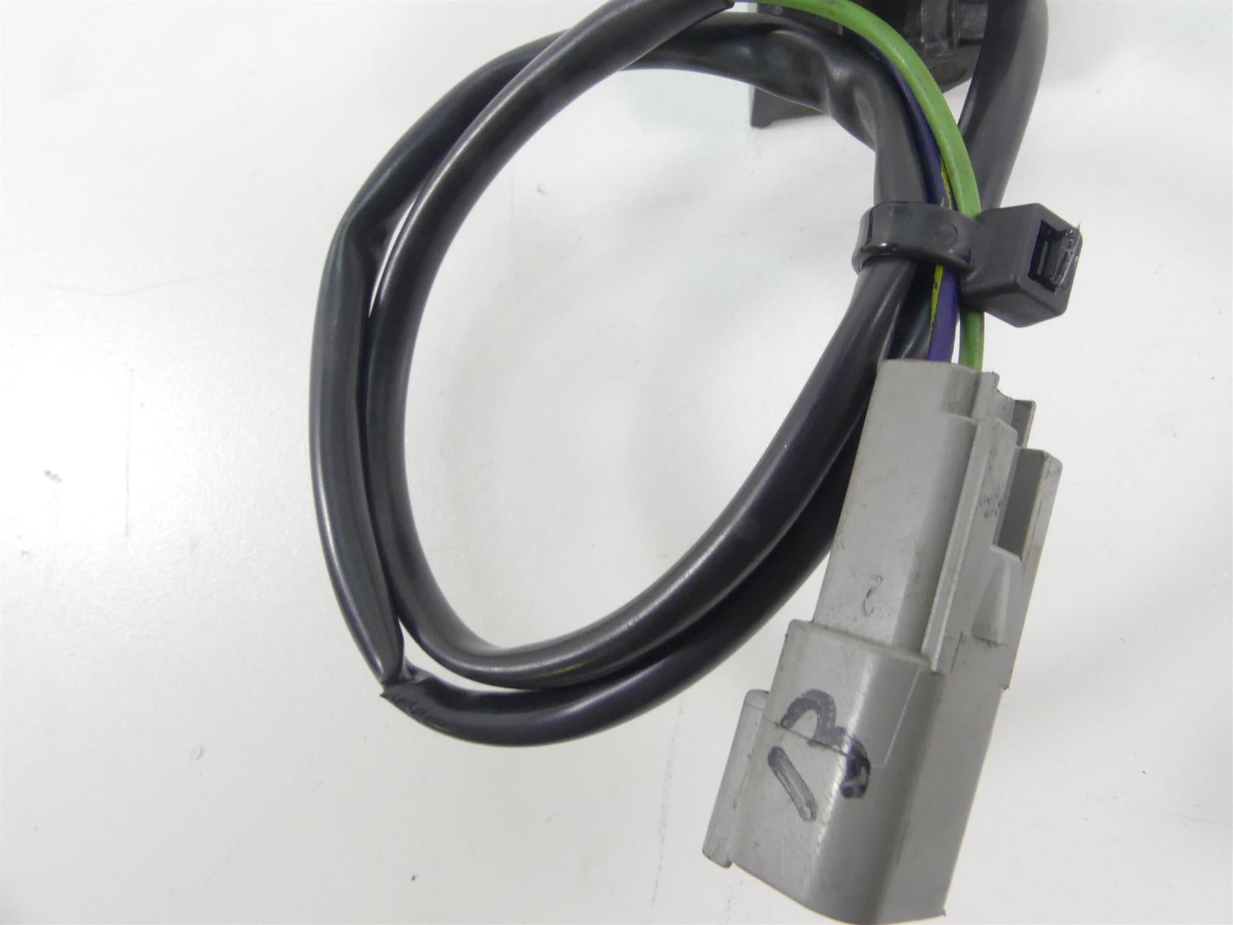 1995 Harley Touring FLHTCU Electra Glide Clutch Perch Clamp PTT Switch 45043-89 {{ shop.shopifyCountryName }} - Mototech271