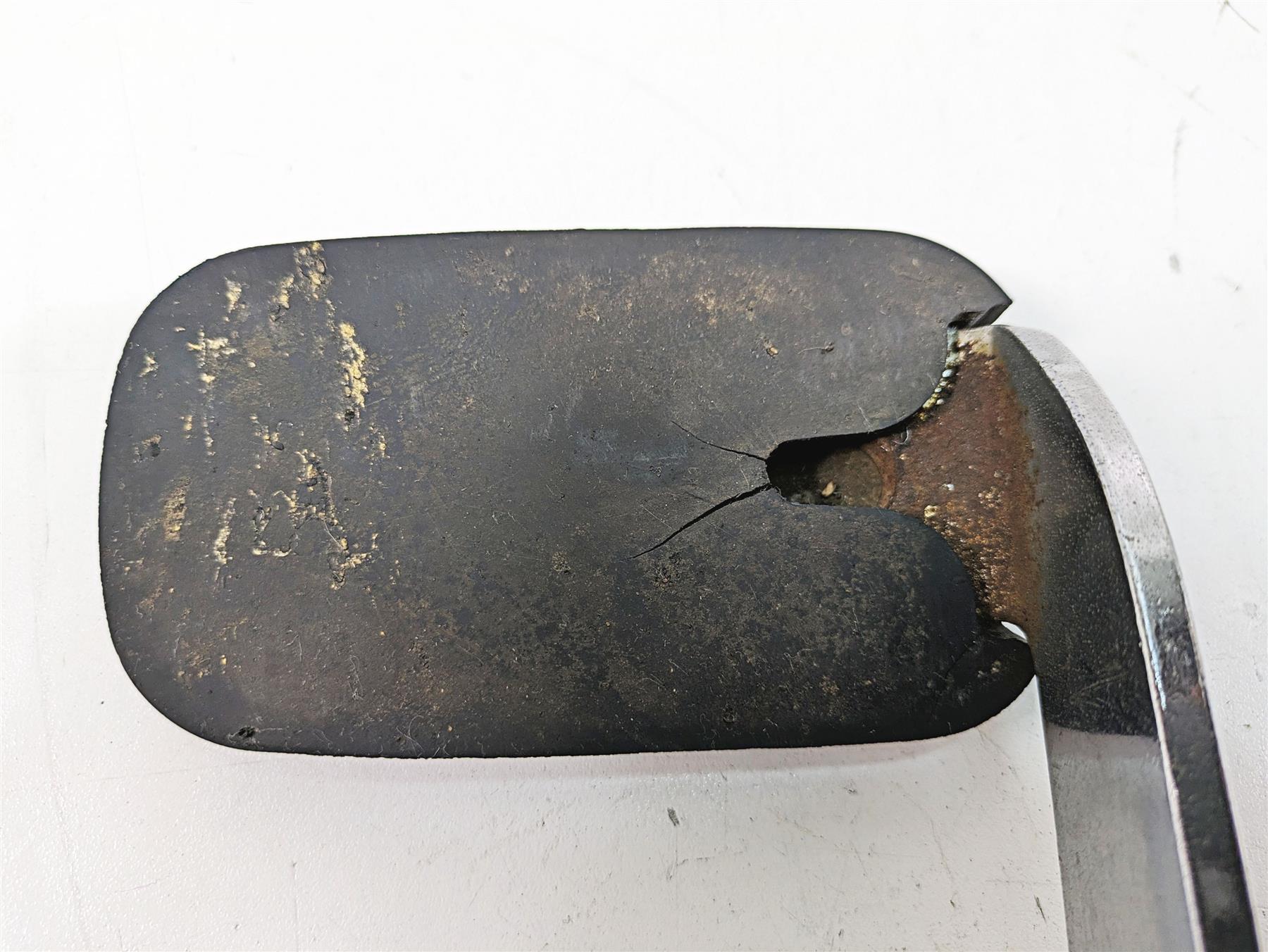 2005 Harley Touring FLHTCUI Electra Glide Rear Brake Lever Pedal 42407-02 {{ shop.shopifyCountryName }} - Mototech271