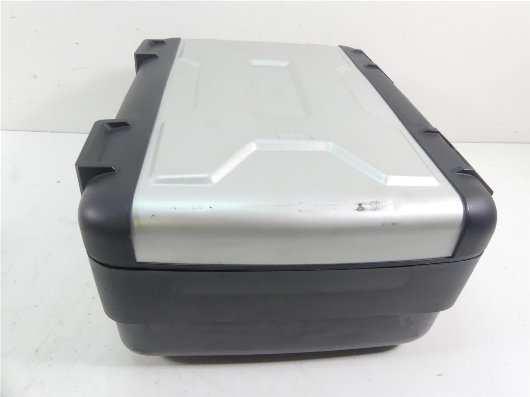 2008 BMW R1200GS K25 Rear Trunk Top Case Luggage Box & Mount 71607660564 {{ shop.shopifyCountryName }} - Mototech271
