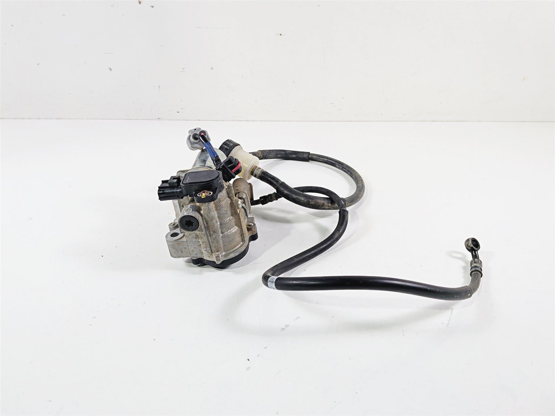 2017 Yamaha YXZ1000R EPS SS Clutch Master Cylinder - Tested B57-82460-00-00 {{ shop.shopifyCountryName }} - Mototech271