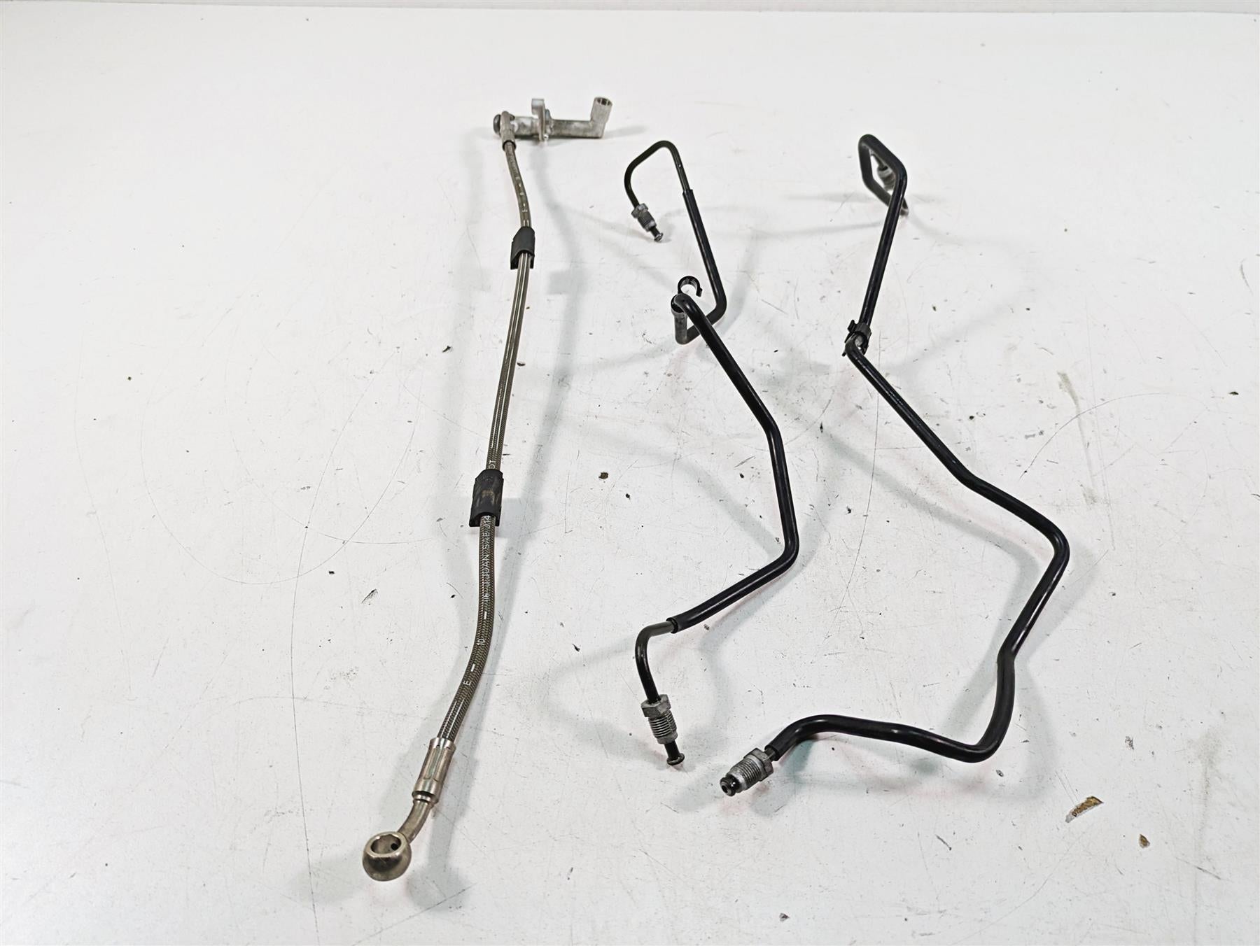 2007 BMW R1200RT K26 Rear Abs Brake Line Hose Set 34327673646 {{ shop.shopifyCountryName }} - Mototech271