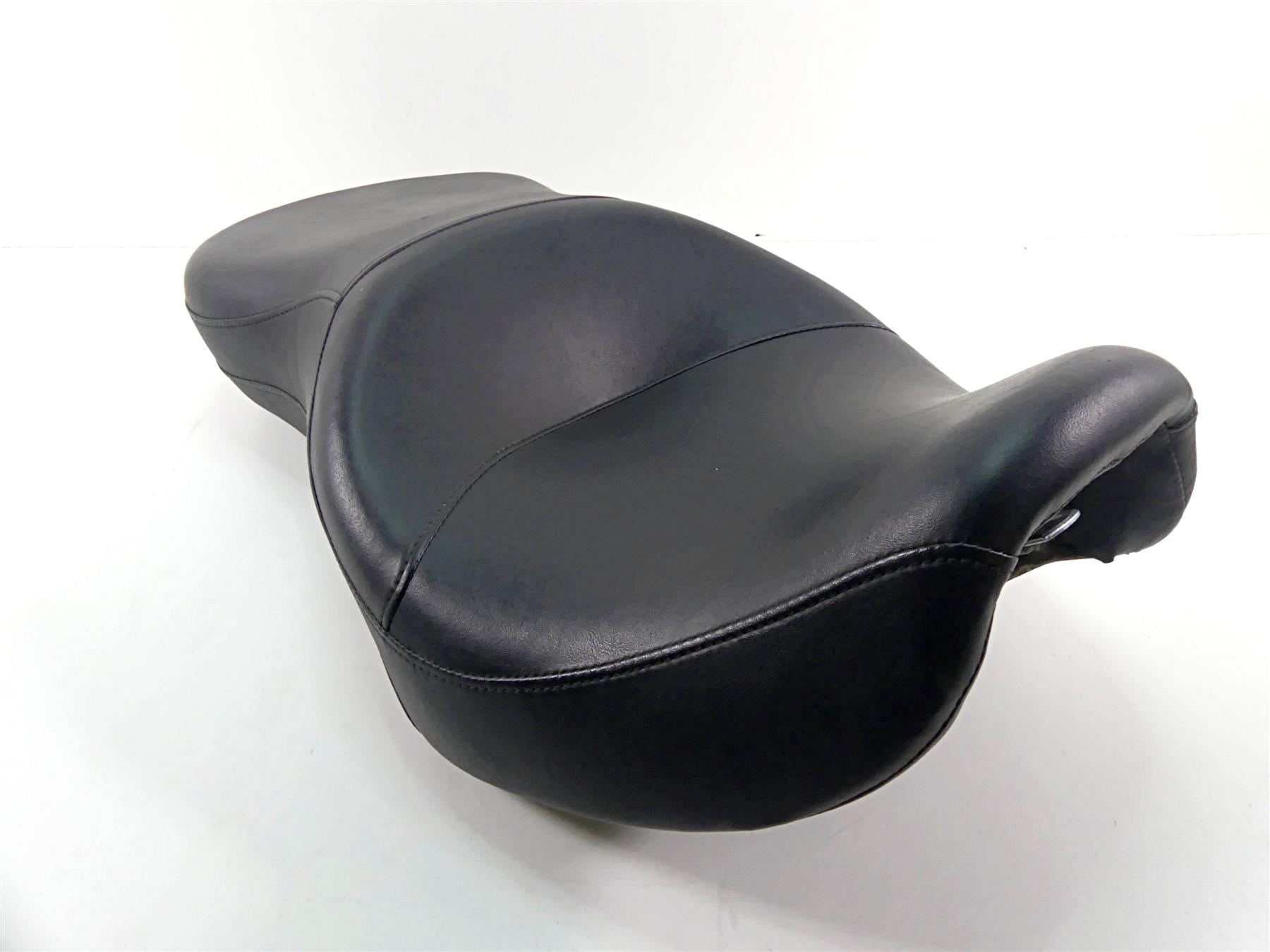 2010 Harley FXDF Dyna Fat Bob Sundowner Touring Seat Saddle 51540-06 {{ shop.shopifyCountryName }} - Mototech271