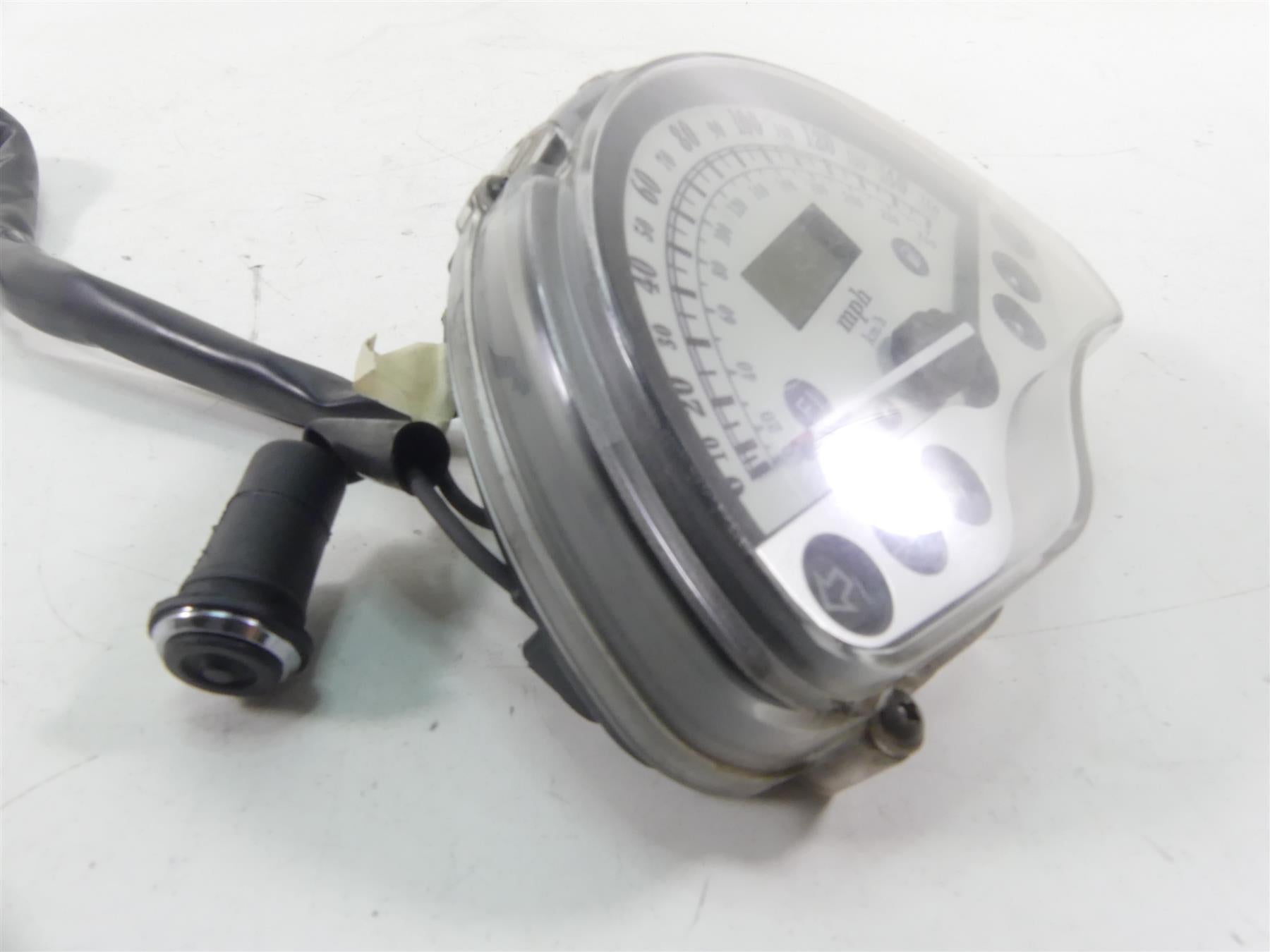 2005 Honda V-Twin VTX1800 S3 Gauges Speedometer Instrument 39K 37200-MCV-S11 {{ shop.shopifyCountryName }} - Mototech271