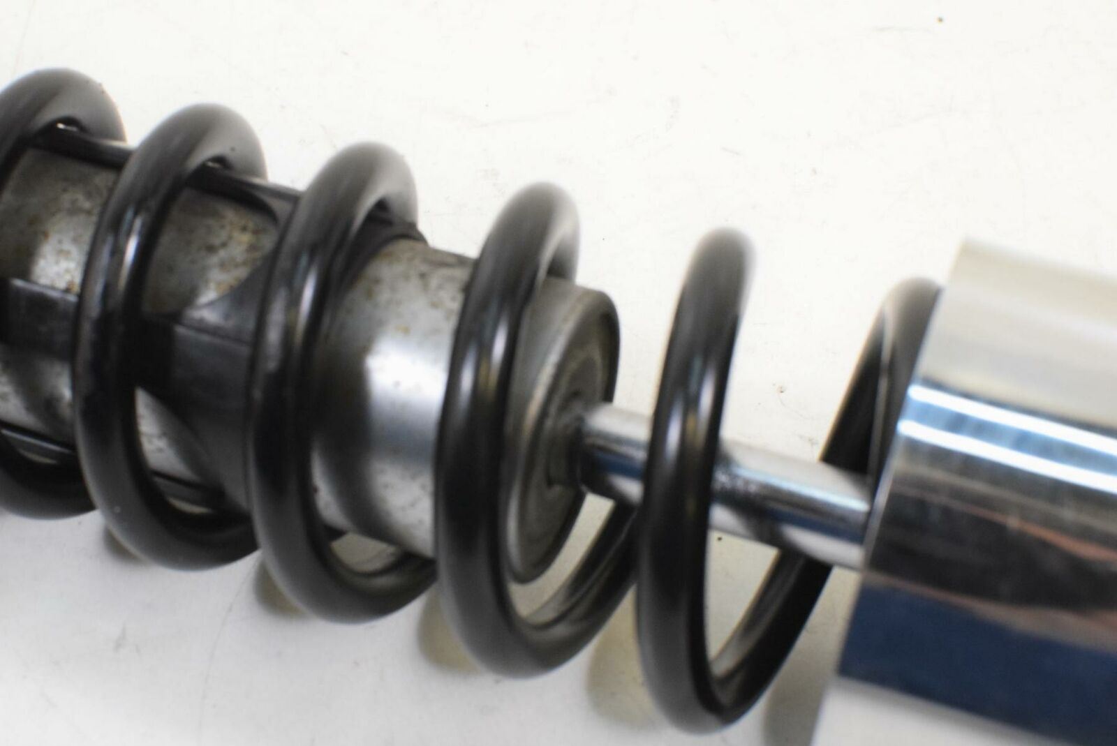 2006 Harley VRSCD Night V-Rod Rear 13" Damper Shock Set 54583-04 {{ shop.shopifyCountryName }} - Mototech271