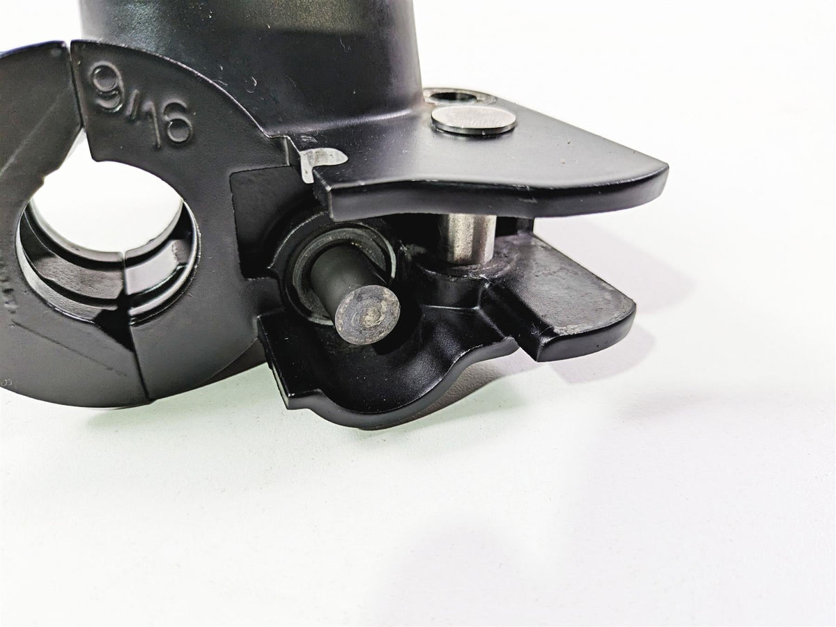 2011 Harley FXDC Dyna Super Glide Front Brake Master Cylinder 9/16" 45019-08C {{ shop.shopifyCountryName }} - Mototech271