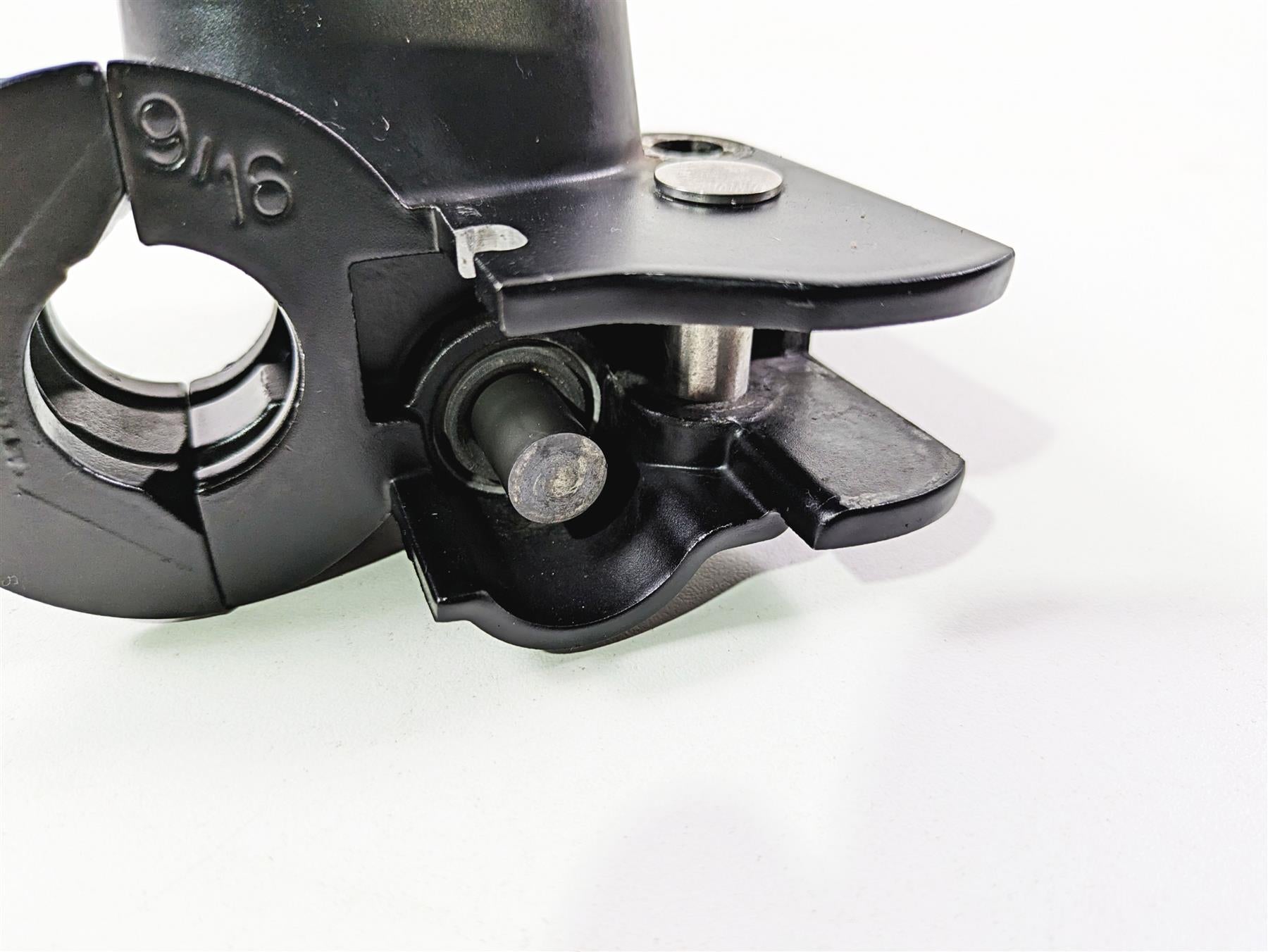 2011 Harley FXDC Dyna Super Glide Front Brake Master Cylinder 9/16" 45019-08C {{ shop.shopifyCountryName }} - Mototech271