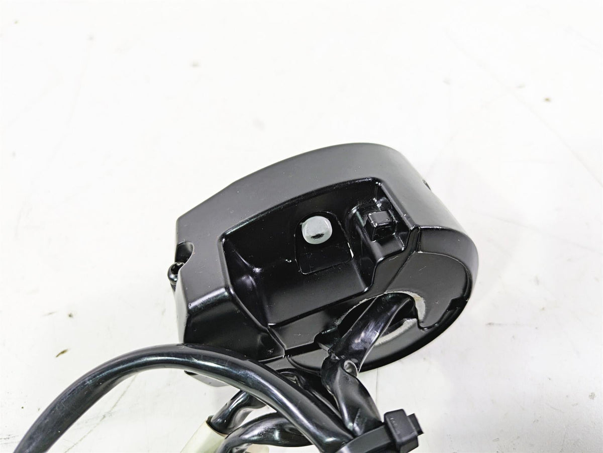 2016 Harley Touring FLTRX Road Glide Right Hand Control Switch 71500129C {{ shop.shopifyCountryName }} - Mototech271
