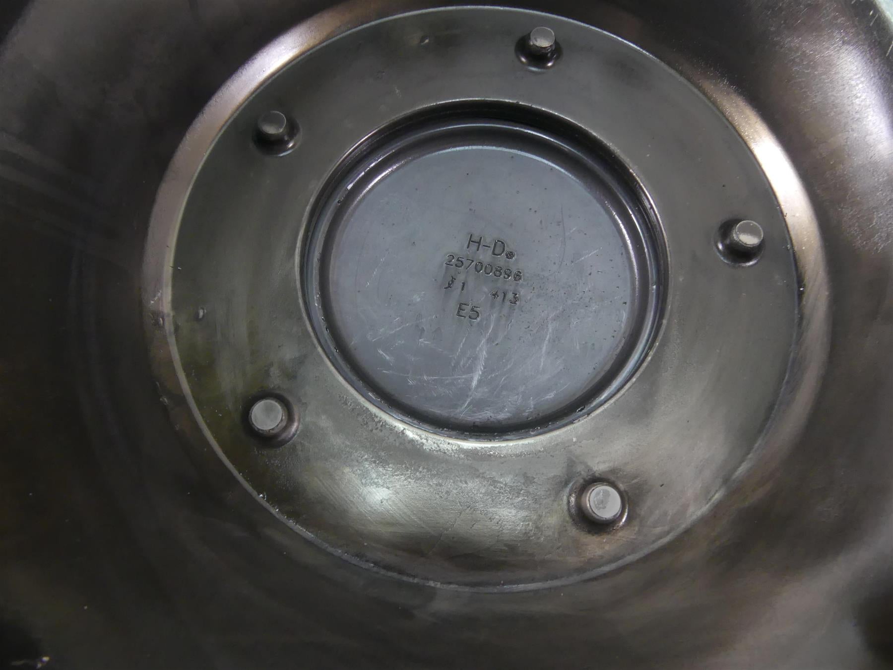 2019 Harley Softail FLSB Sport Glide Outer Primary Drive Clutch Cover 25701074 {{ shop.shopifyCountryName }} - Mototech271