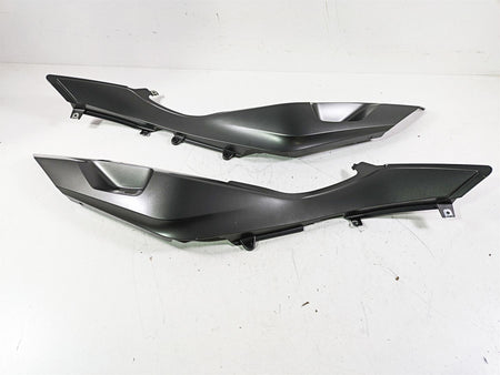 2014 BMW R1200 RT RTW K52 Tail Side Cover Fairing Set - Read 46638533567 {{ shop.shopifyCountryName }} - Mototech271