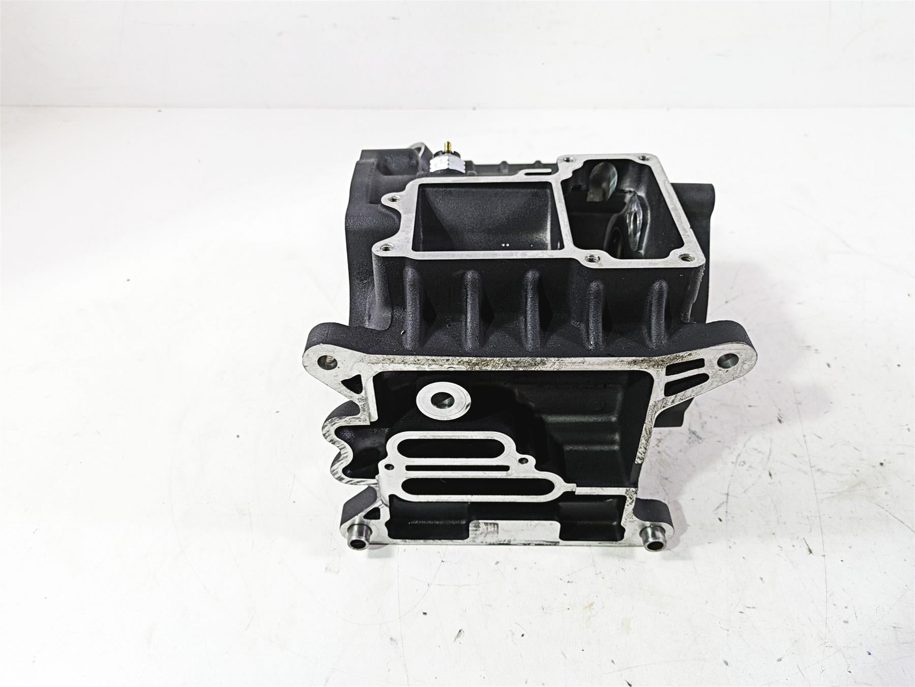 2015 Harley Touring FLHXS Street Glide Transmission Gear Box Case 34719-07B {{ shop.shopifyCountryName }} - Mototech271
