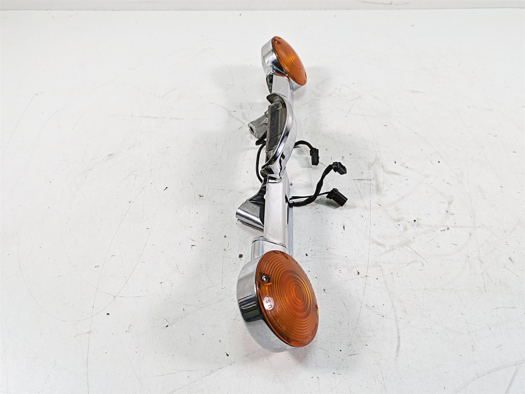 2011 Harley Touring FLHR Road King Rear Blinker Turn Signal Bar 68510-74C {{ shop.shopifyCountryName }} - Mototech271
