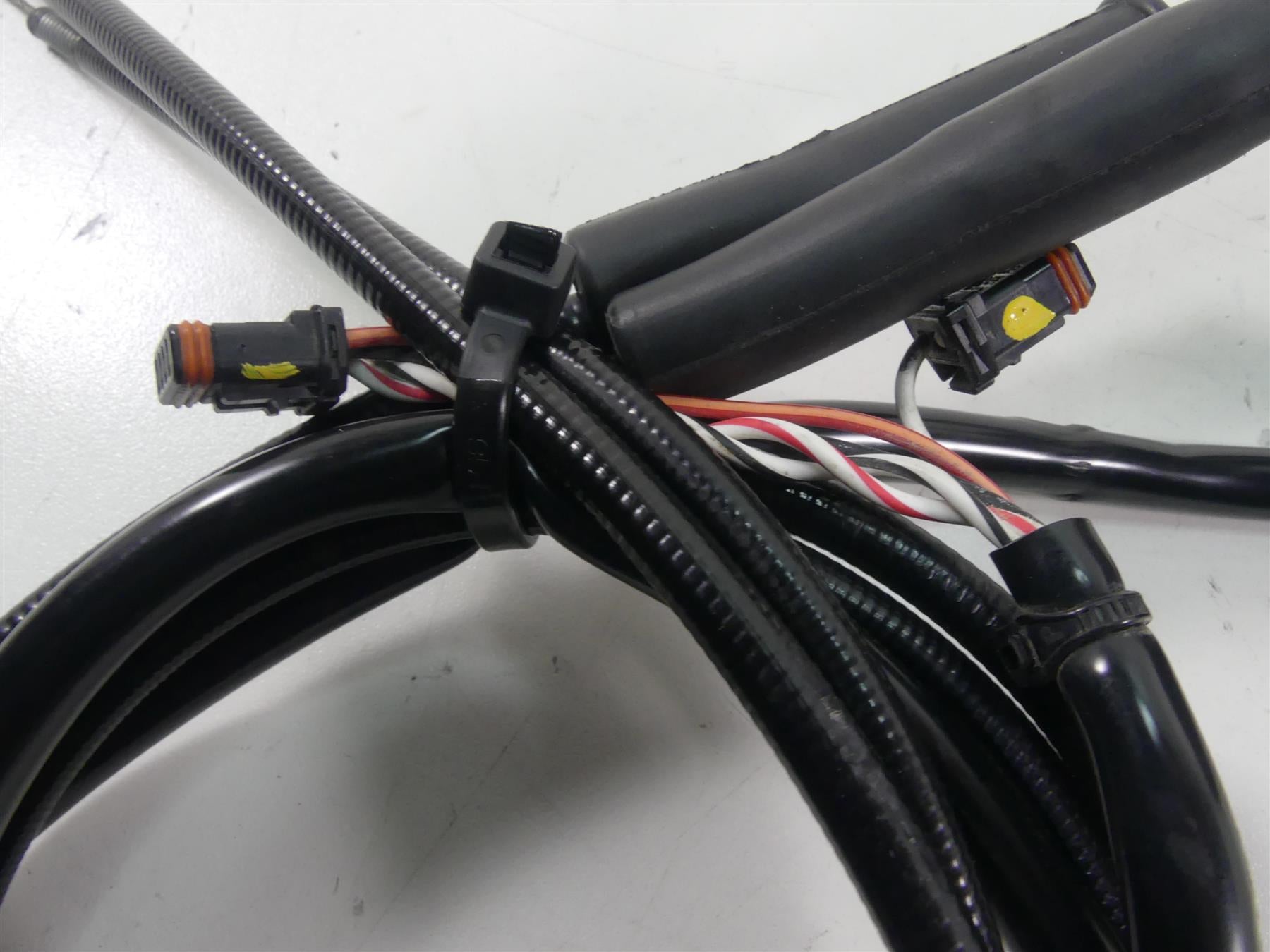 2020 Harley Sportster XL1200 NS Iron Right Hand Control Switch + Grips 71500297 {{ shop.shopifyCountryName }} - Mototech271