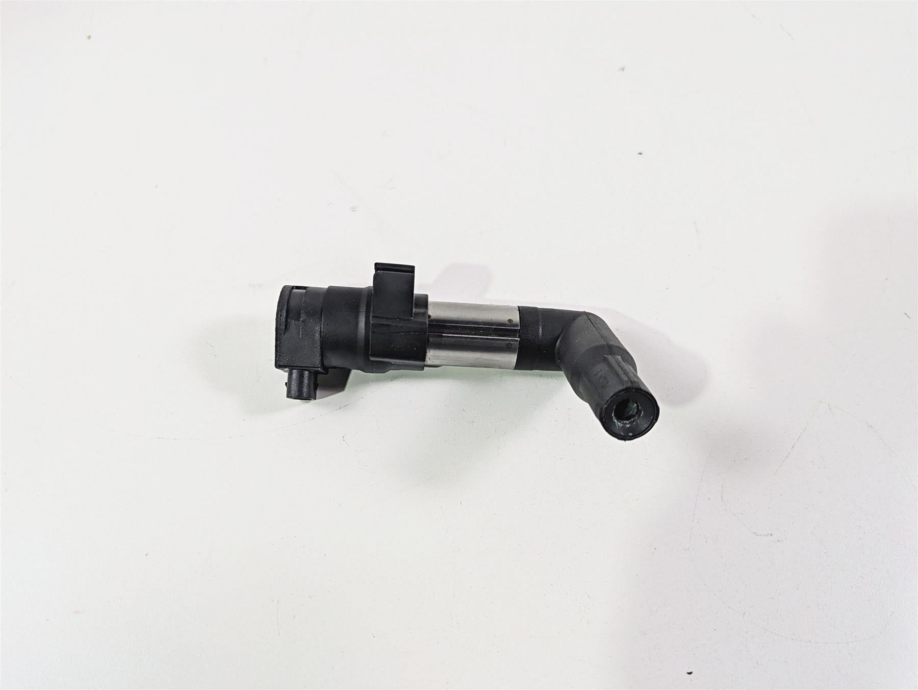 2022 BMW RnineT Pure K22 Eldor Angled Ignition Coil Left 12138565079