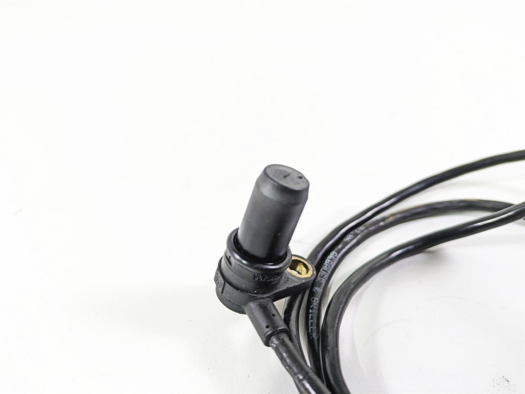 2006 BMW R1200GS K255 Adv Rear Wheel Speed Sensor 34527677824 {{ shop.shopifyCountryName }} - Mototech271