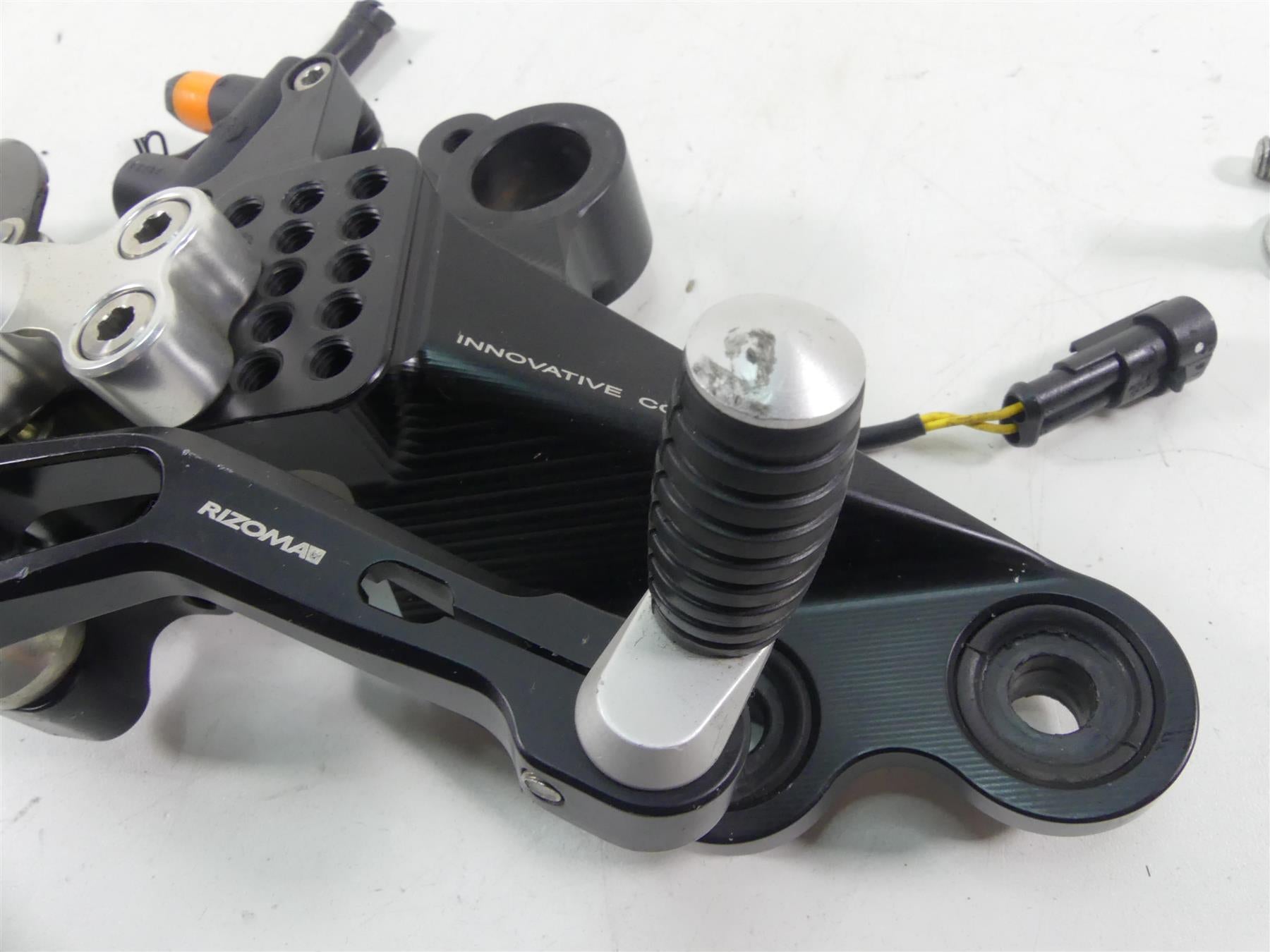 2009 Ducati Monster 1100 S Rizoma Foot Peg Rearset Rear Set -Read PE209B {{ shop.shopifyCountryName }} - Mototech271