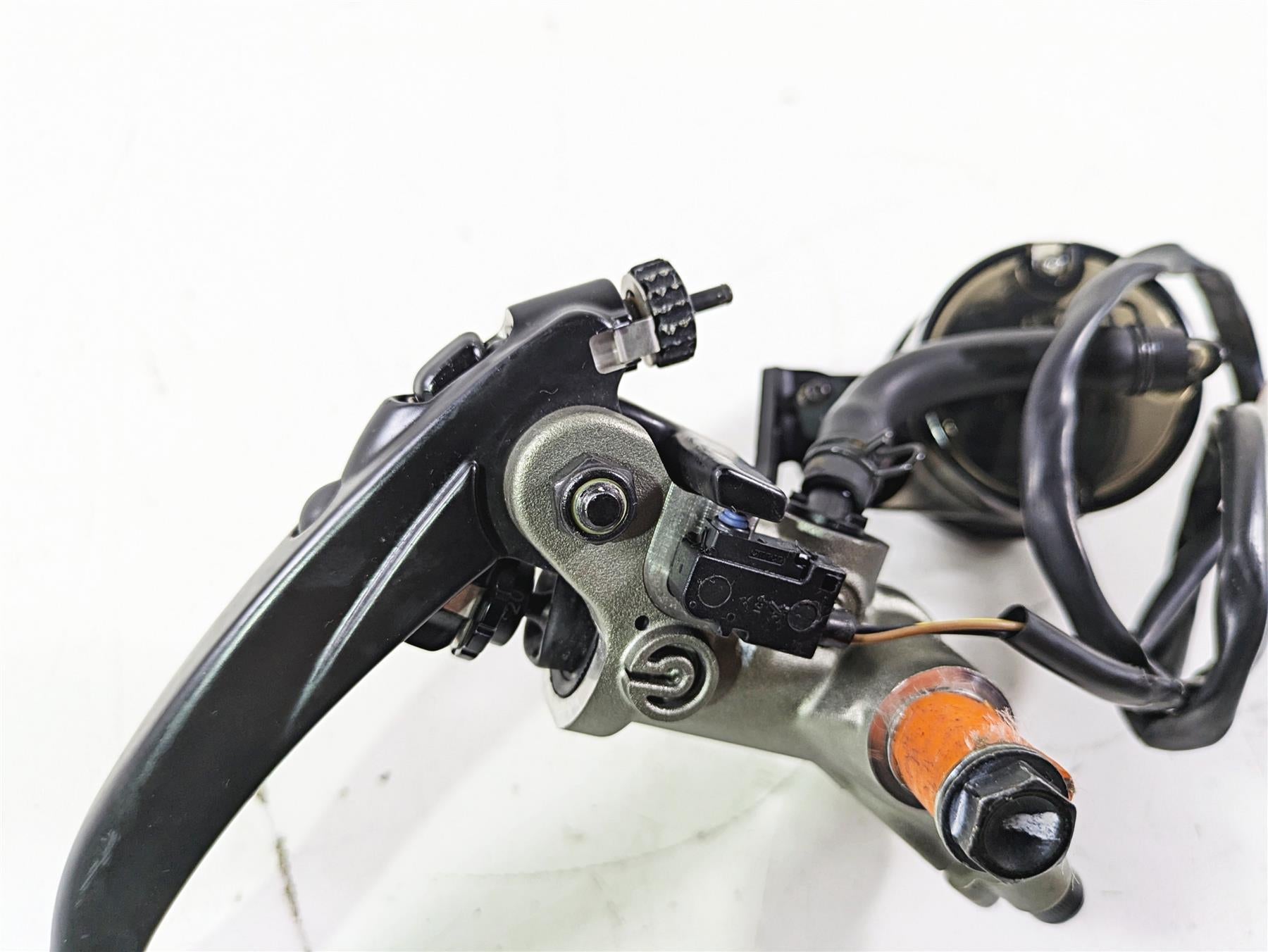 2019 Triumph Speed Triple RS 1050 Brembo Front Radial Brake Master Cylinder {{ shop.shopifyCountryName }} - Mototech271