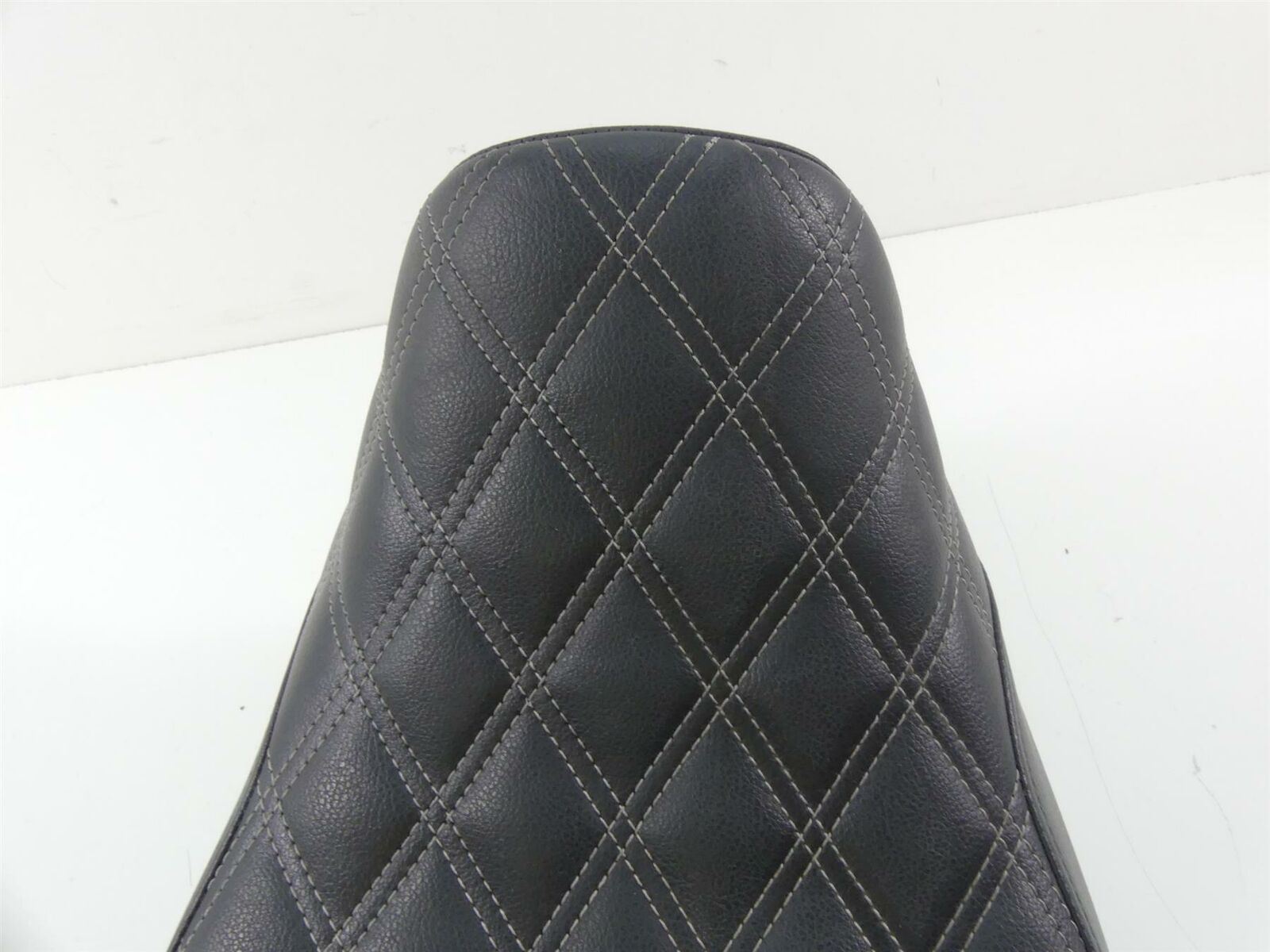 2017 Harley FXDLS Dyna Low Rider Lucky Daves Driver Seat Saddle - Read LD8064DG {{ shop.shopifyCountryName }} - Mototech271