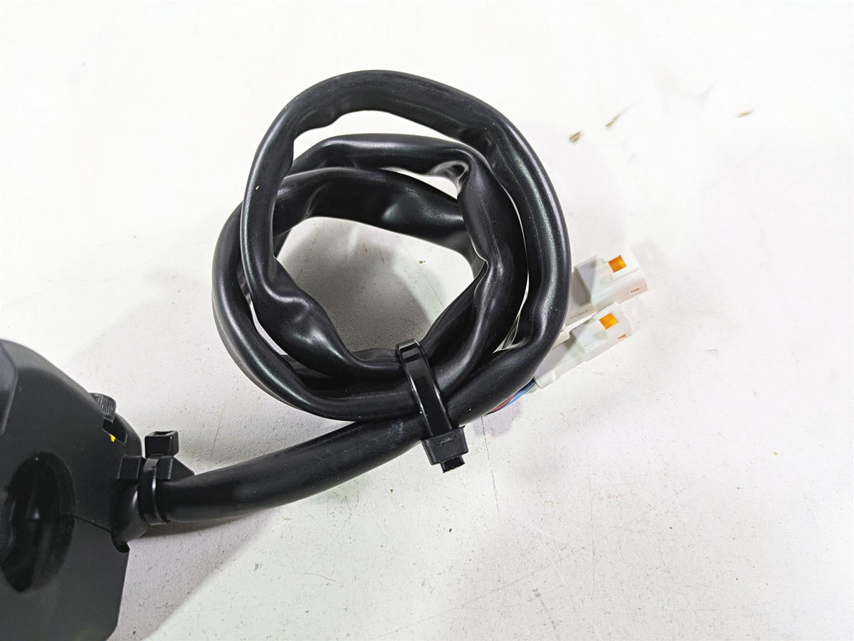 2022 Ducati Scrambler Desert Sled Left Hand Turn Signal Control Switch 65110271C {{ shop.shopifyCountryName }} - Mototech271