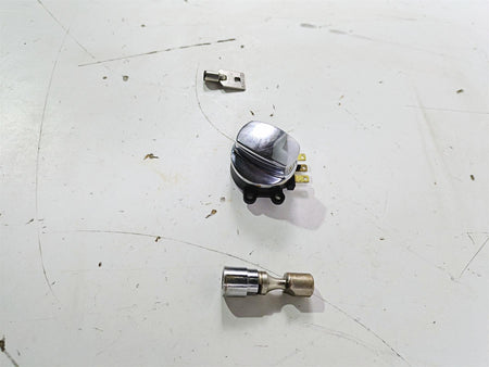 2005 Harley Softail FLSTSCI Heritage Springer Ignition Switch Key Lock 71450-04 {{ shop.shopifyCountryName }} - Mototech271