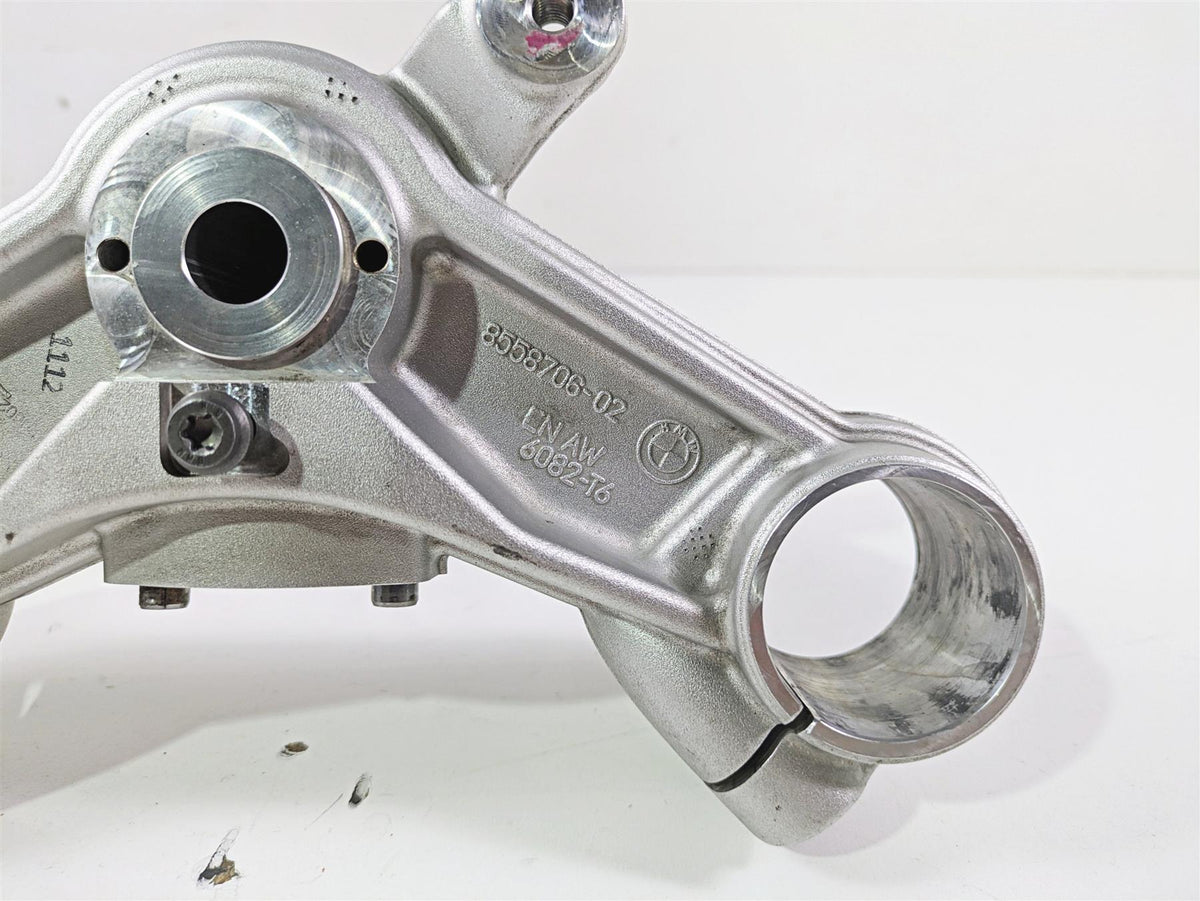 2018 BMW R nineT Urban GS K33 Lower Triple Tree Steering Clamp 31428560399 {{ shop.shopifyCountryName }} - Mototech271