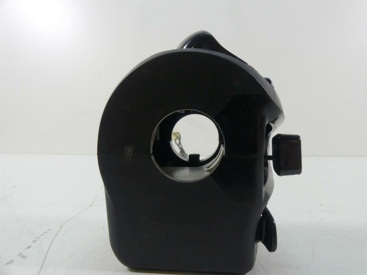 2020 Yamaha VMX17 1700 Left Hand Control Switch Blinker Signal 2S3-83972-00-00 {{ shop.shopifyCountryName }} - Mototech271